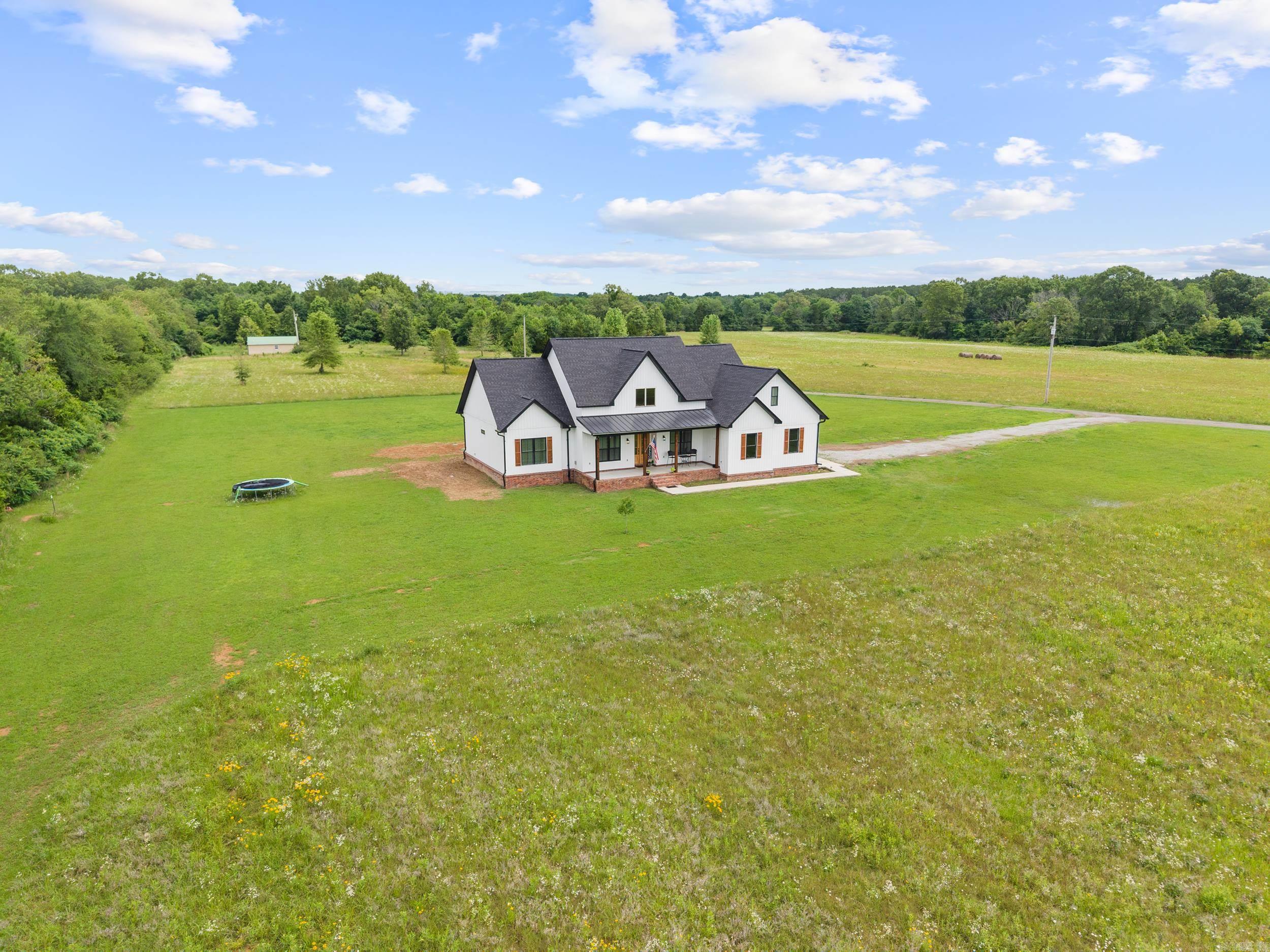931 Highway 36  Vilonia, AR