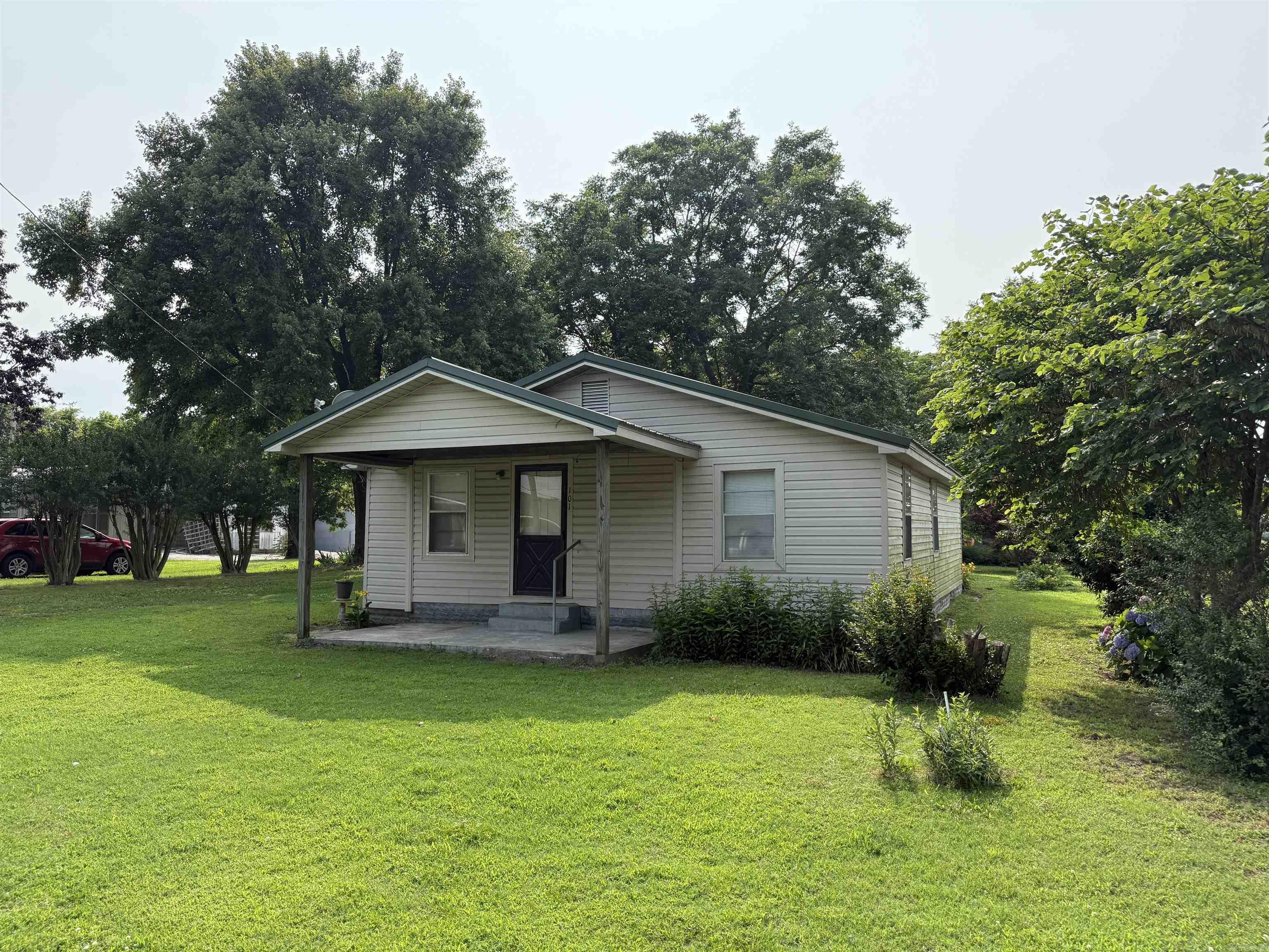 101 N Coffman  Portia, AR