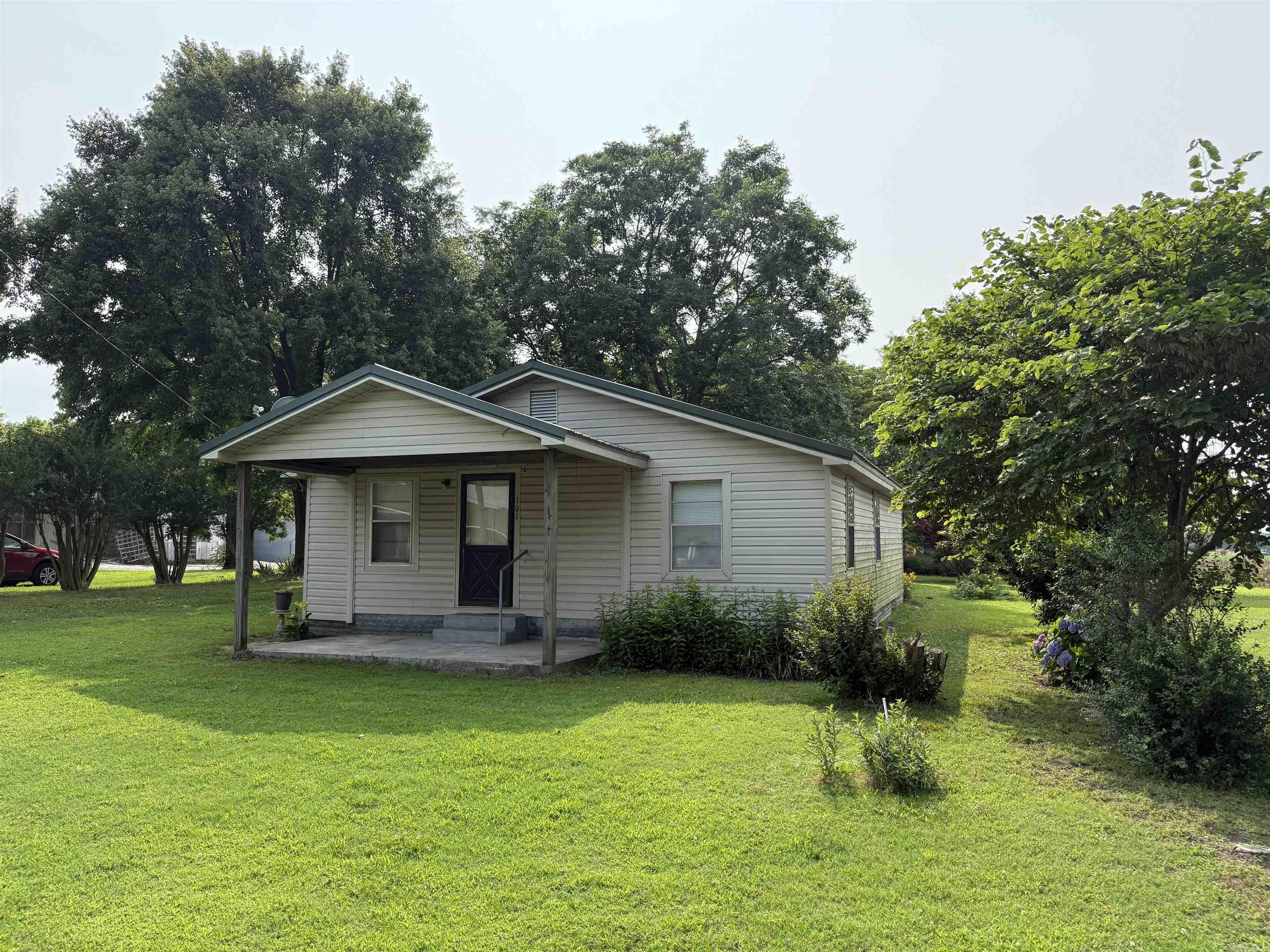 101 N Coffman  Portia, AR