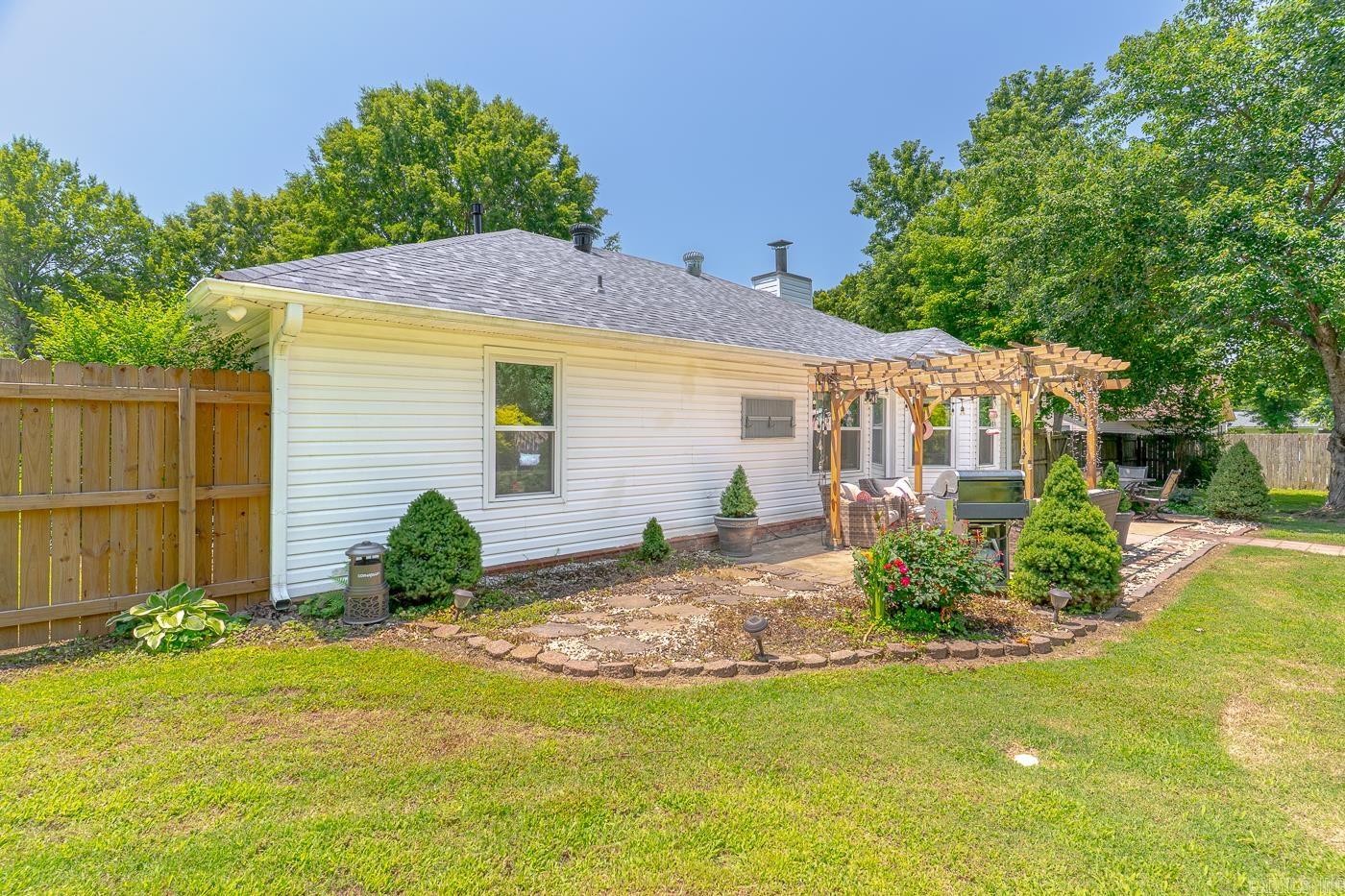 2200 Jaybee  Jonesboro, AR