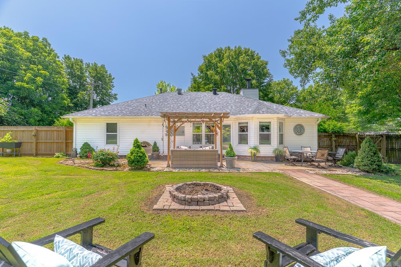 2200 Jaybee  Jonesboro, AR