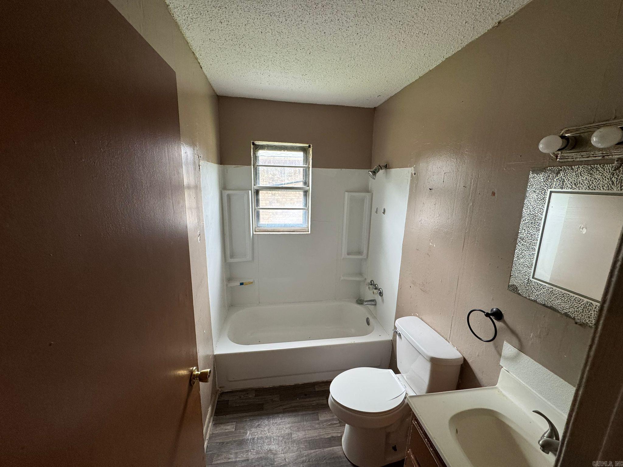 4114 W 10Th  Pine Bluff, AR