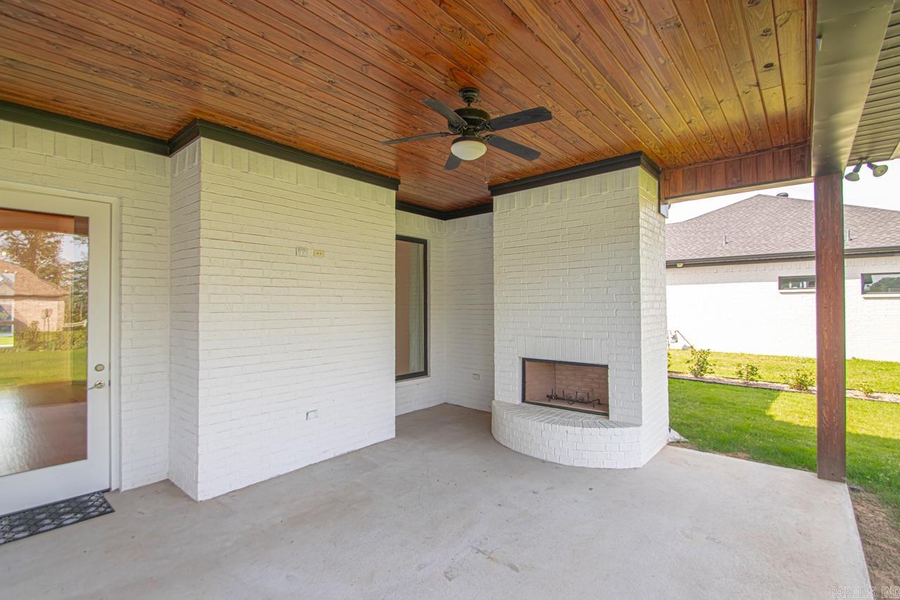 4908 LAKE VISTA  Benton, AR