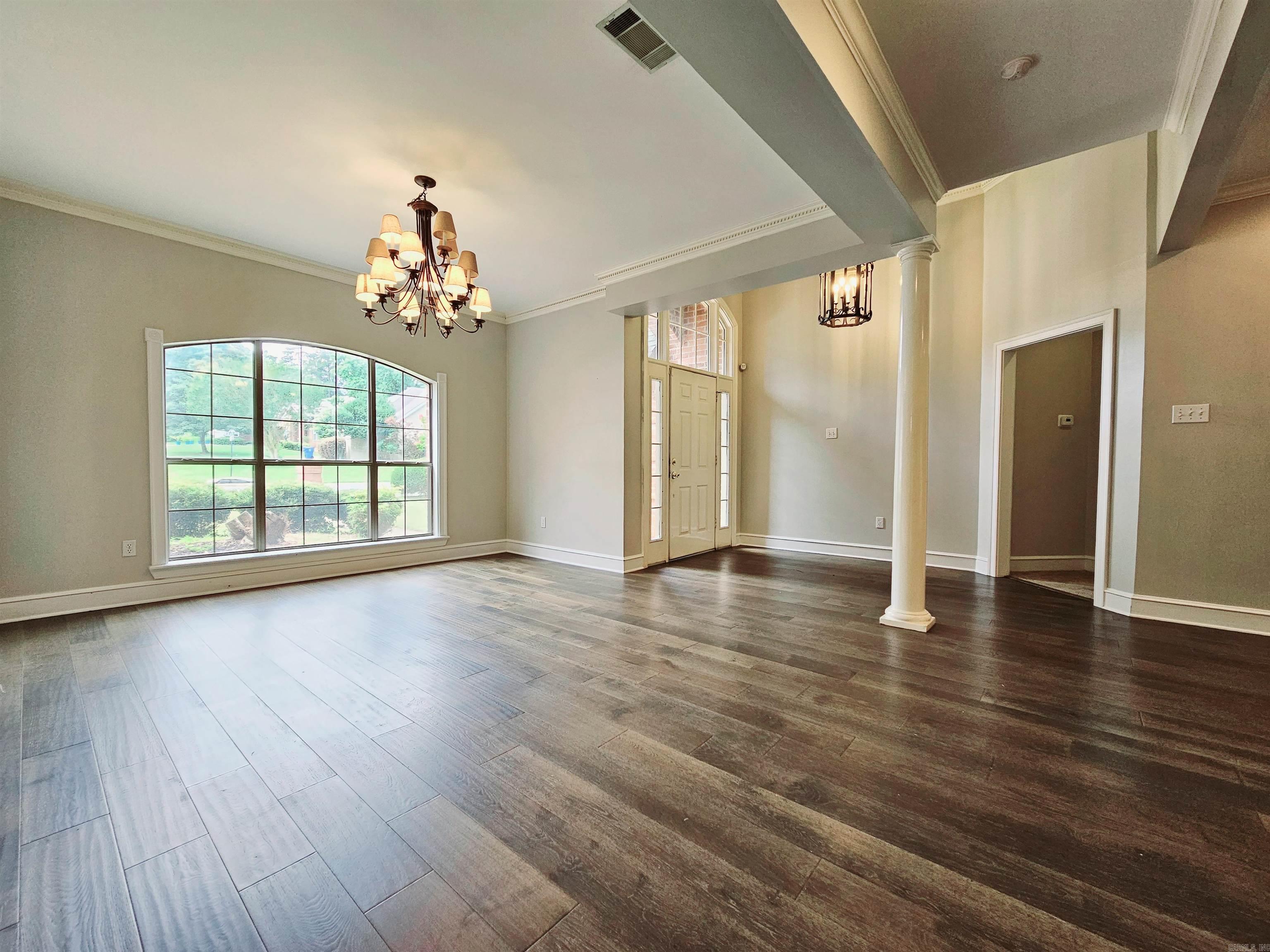 158 Calais  Maumelle, AR