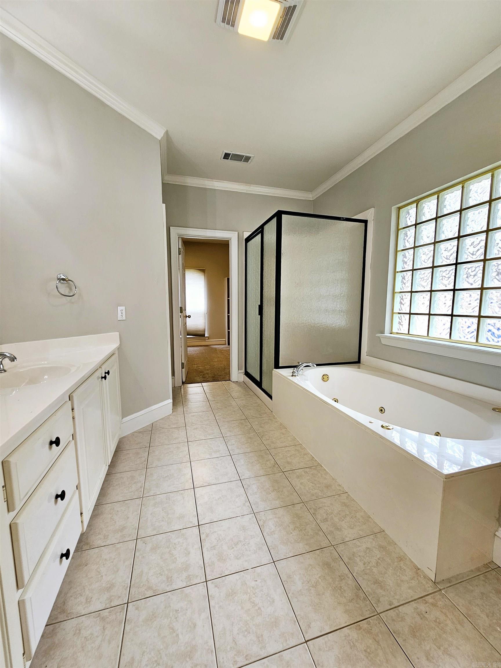158 Calais  Maumelle, AR
