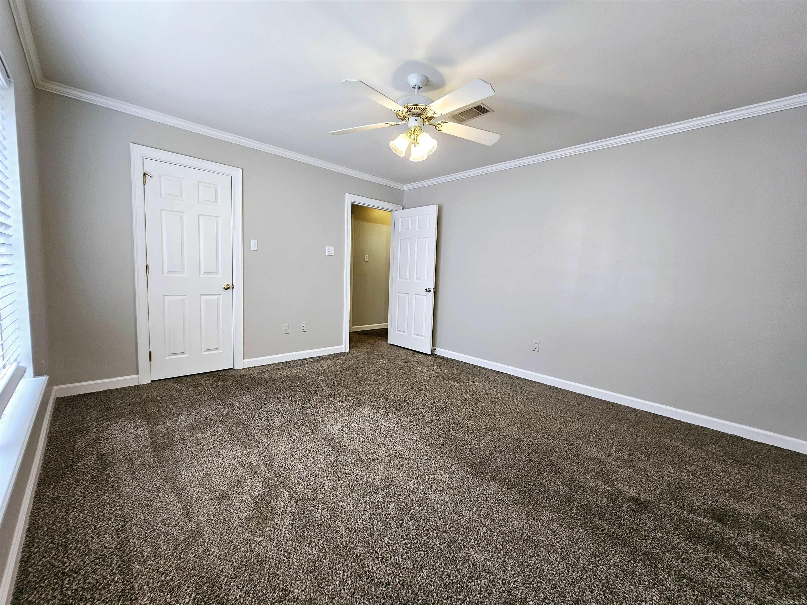 158 Calais  Maumelle, AR