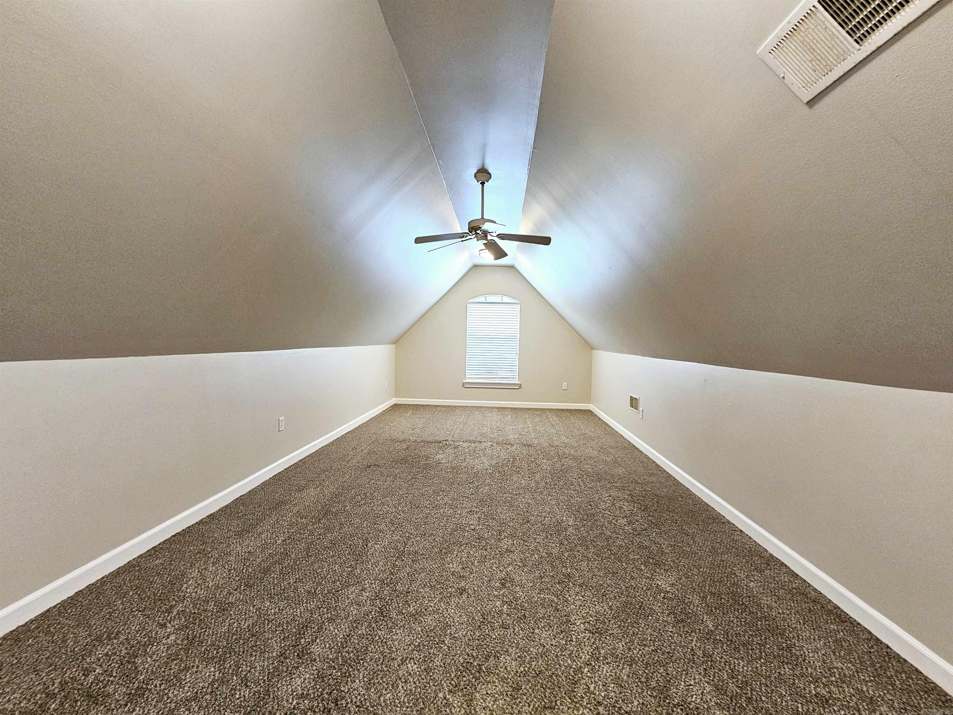 158 Calais  Maumelle, AR