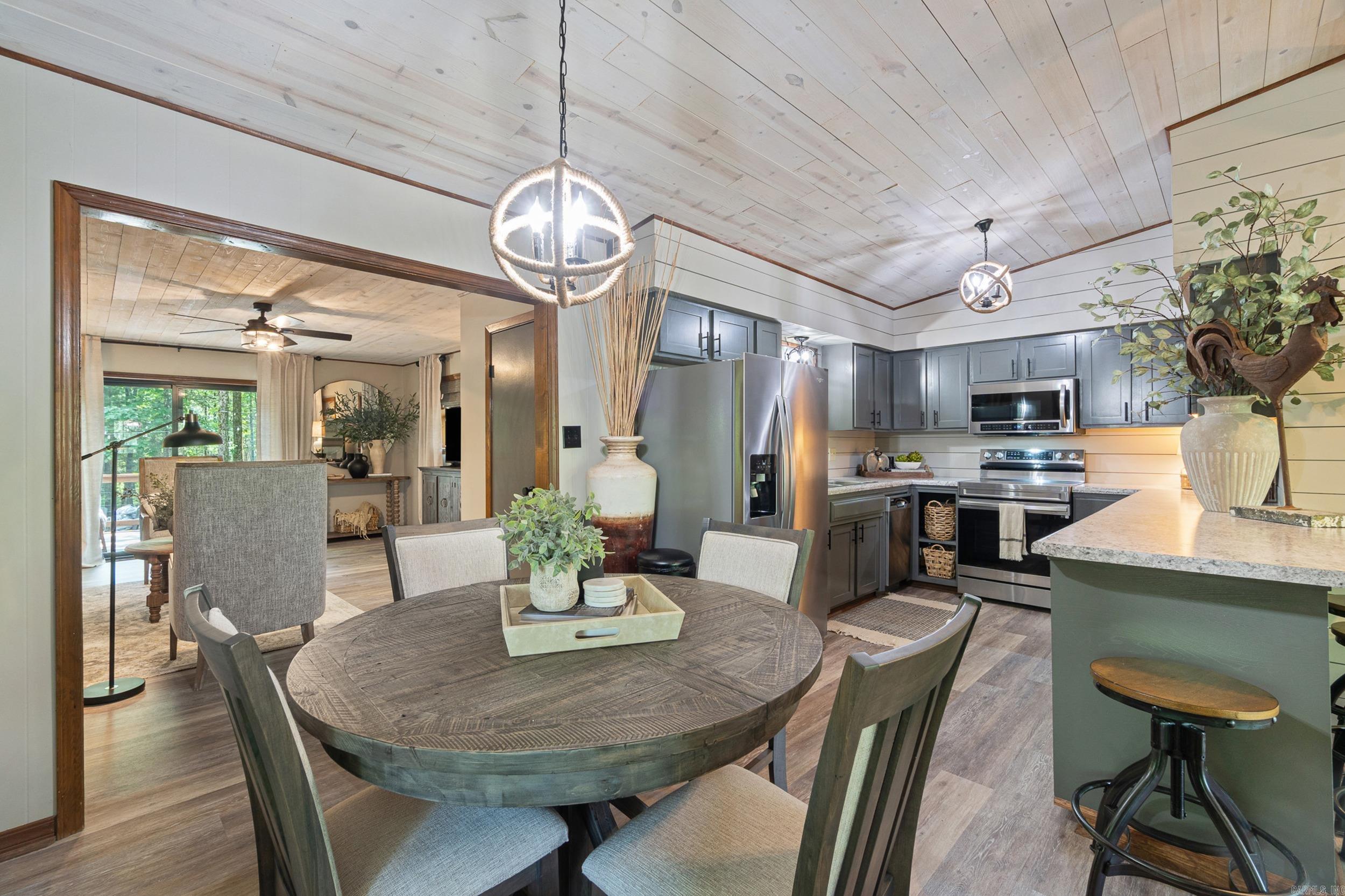 112 Wilshire  Fairfield Bay, AR