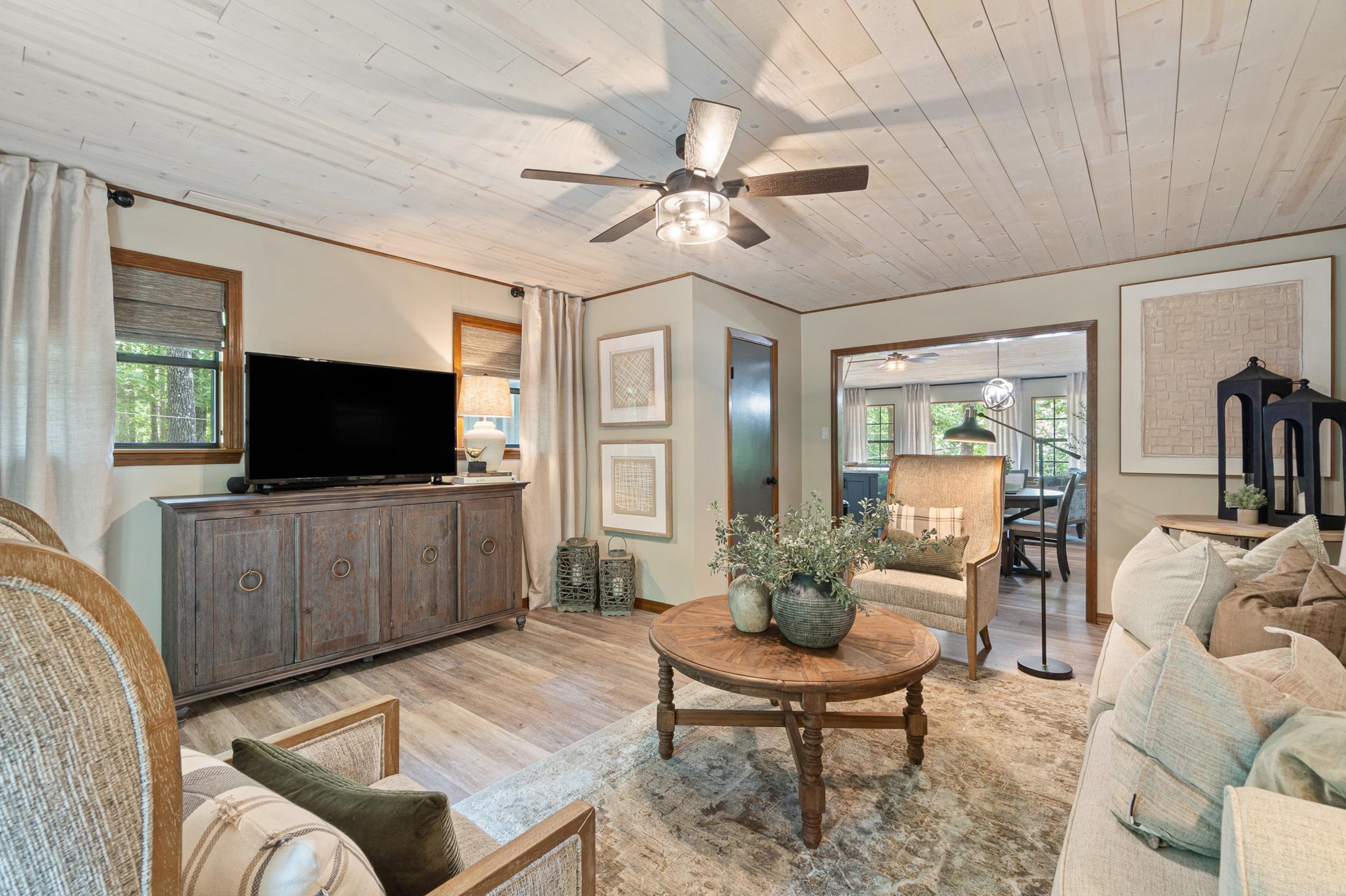 112 Wilshire  Fairfield Bay, AR