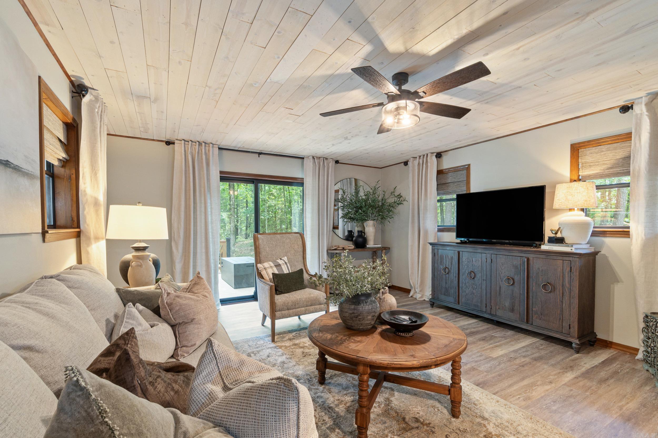 112 Wilshire  Fairfield Bay, AR