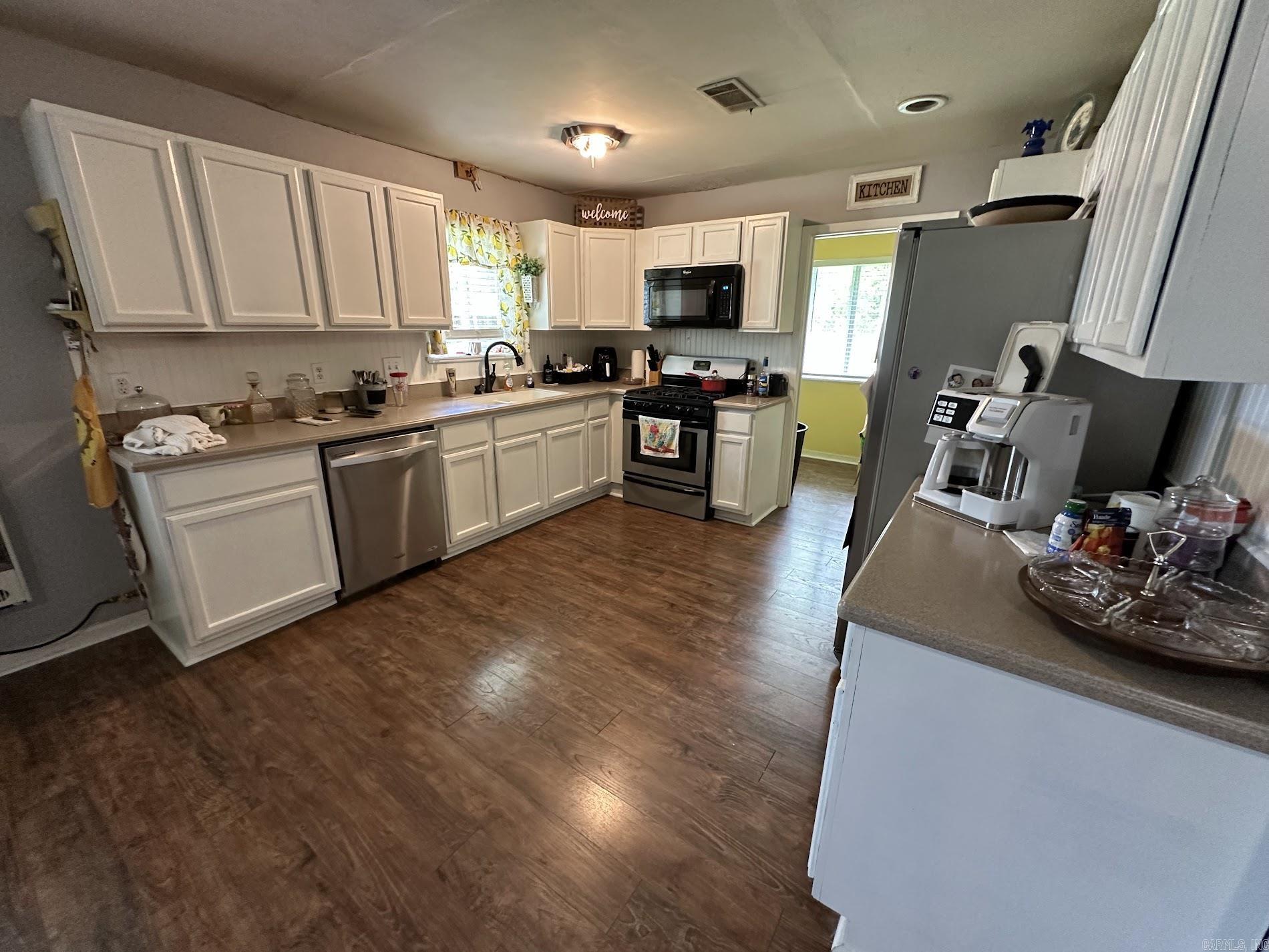 207 Byron  Beebe, AR