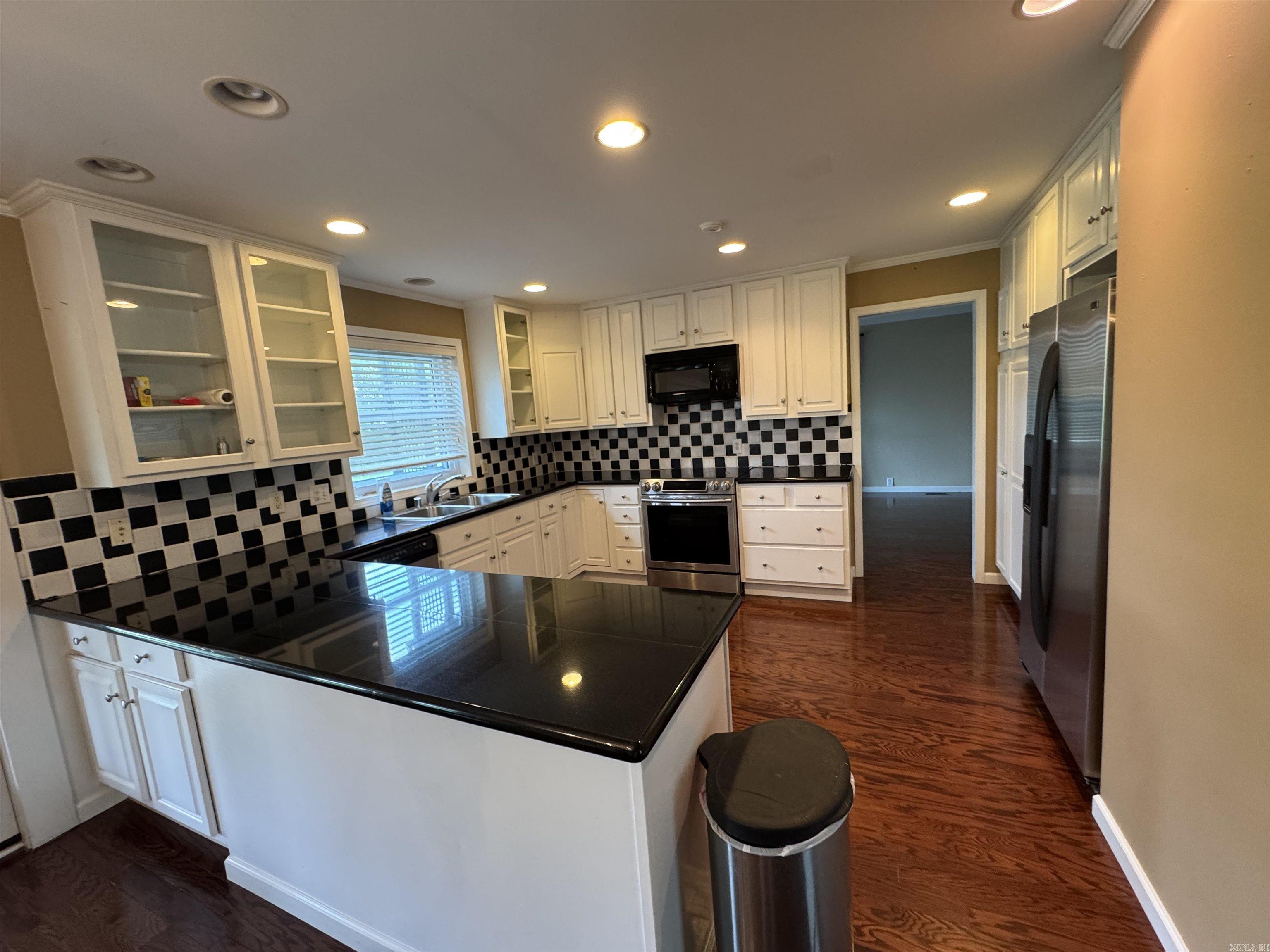 2025 Fairway  Stuttgart, AR