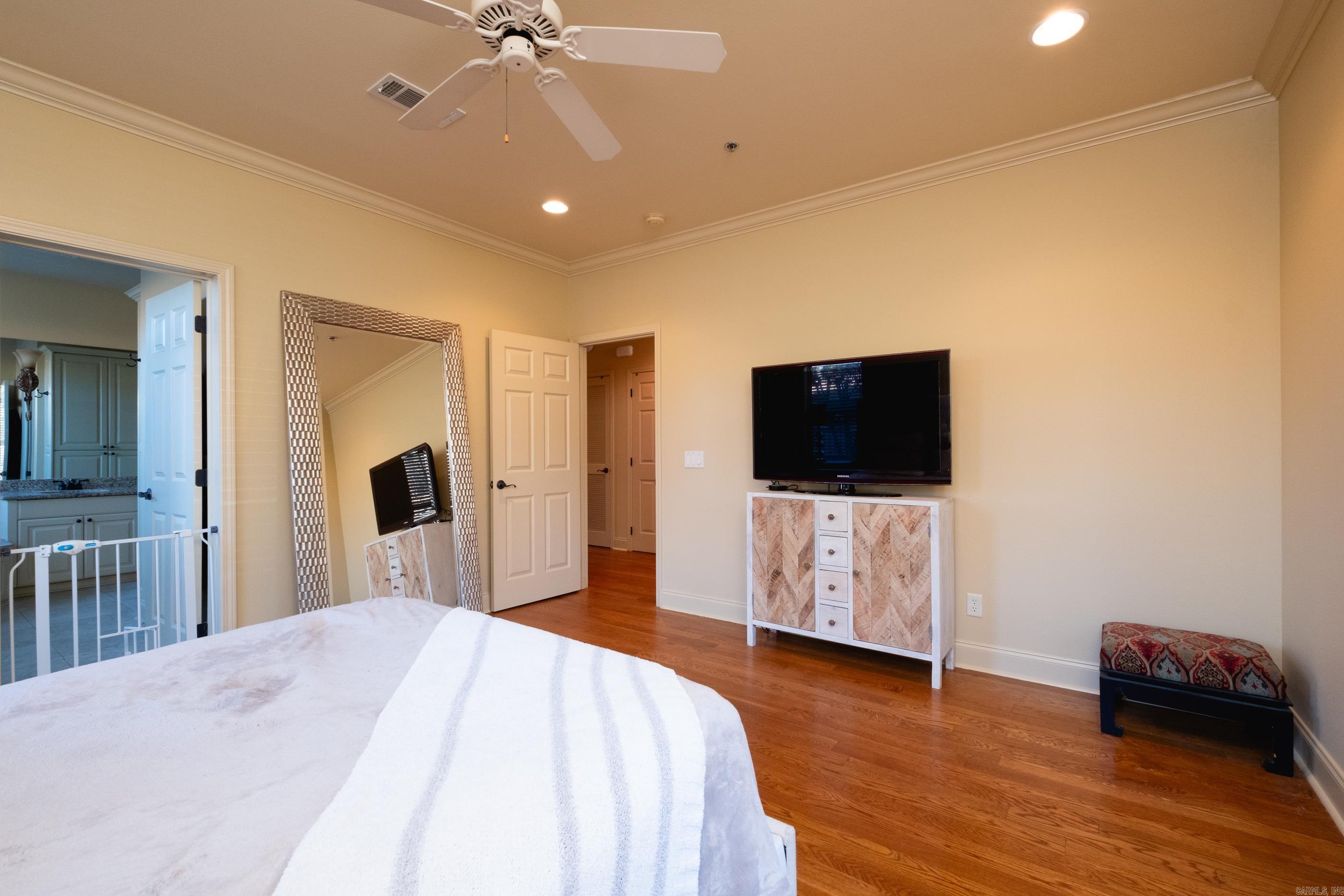 100 Vallon  Little Rock, AR