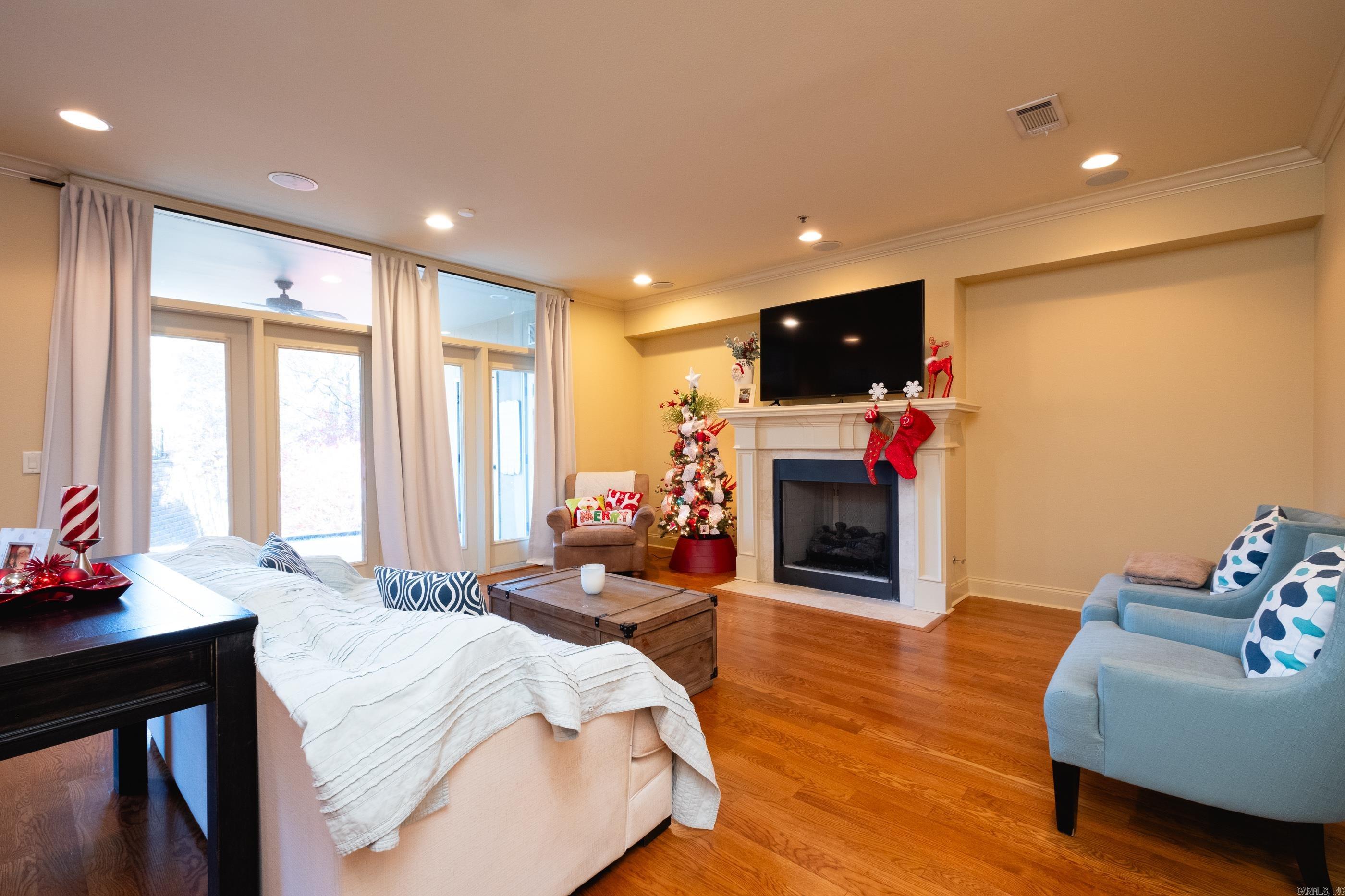 100 Vallon  Little Rock, AR