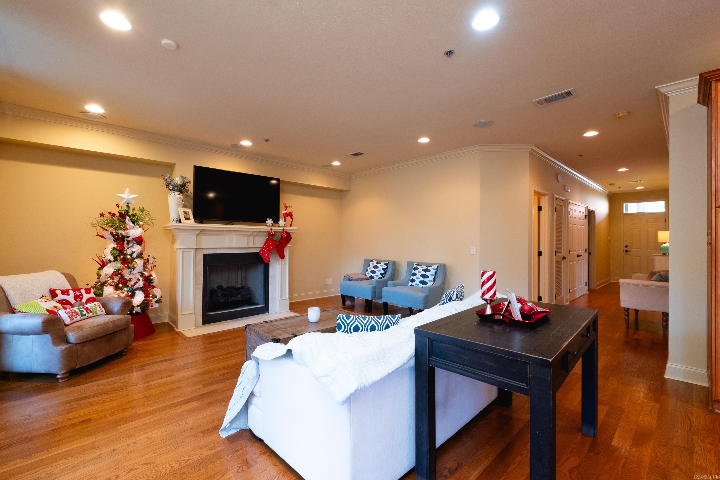 100 Vallon  Little Rock, AR