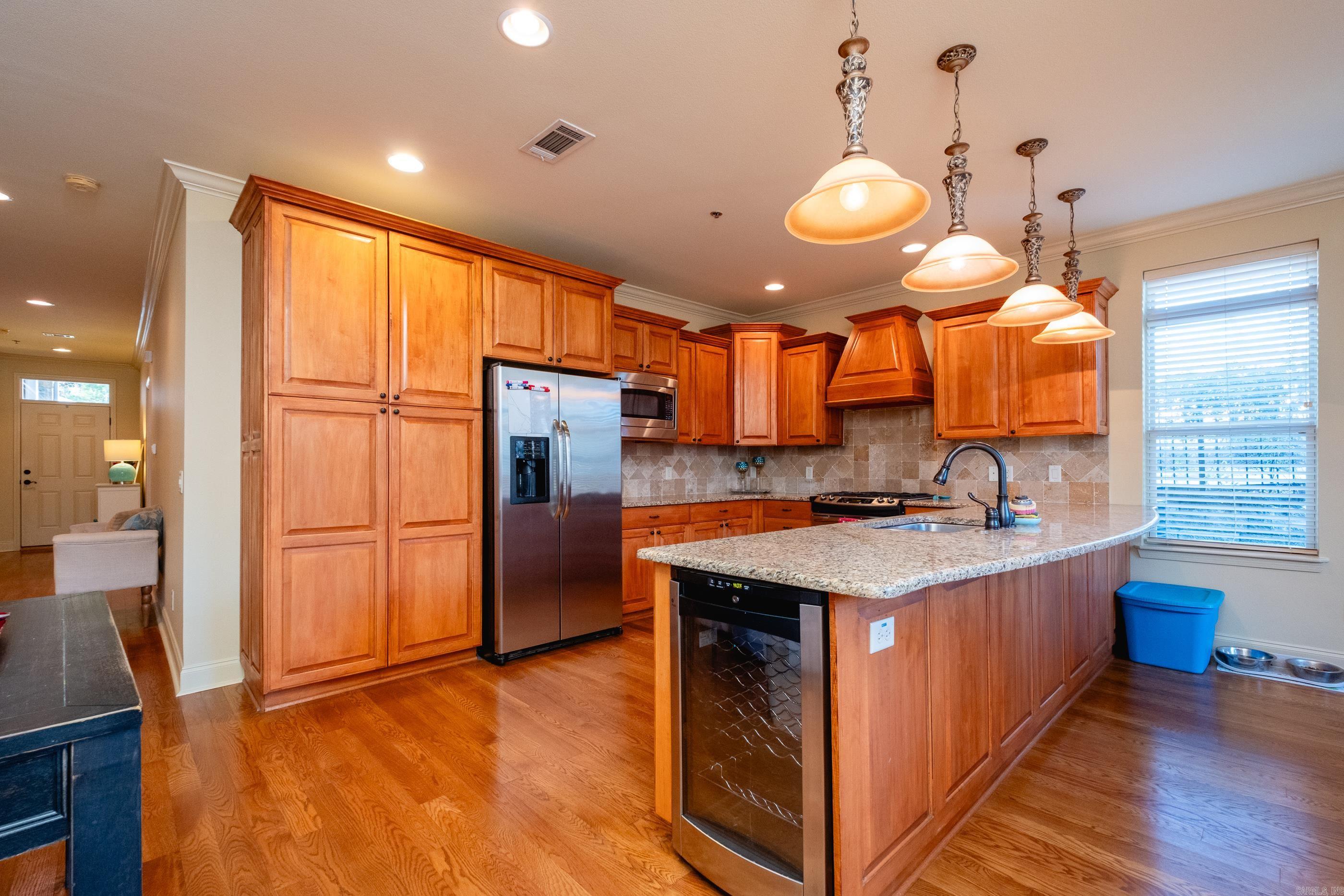 100 Vallon  Little Rock, AR