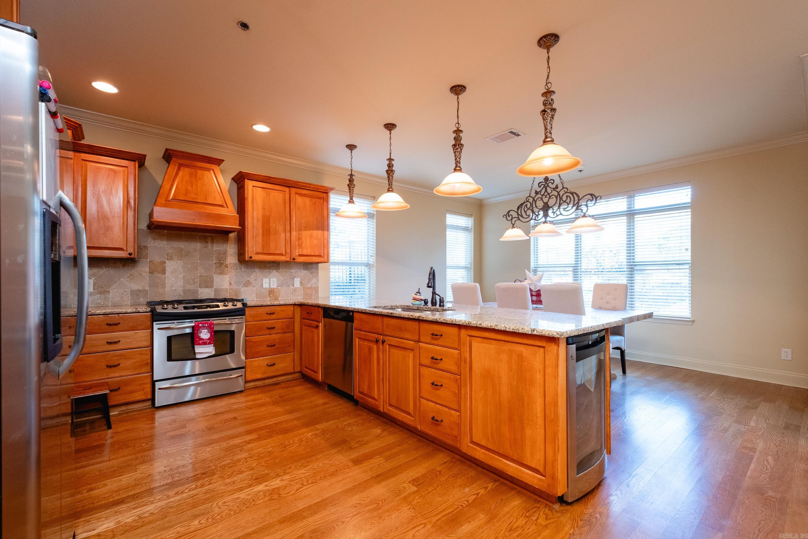 100 Vallon  Little Rock, AR