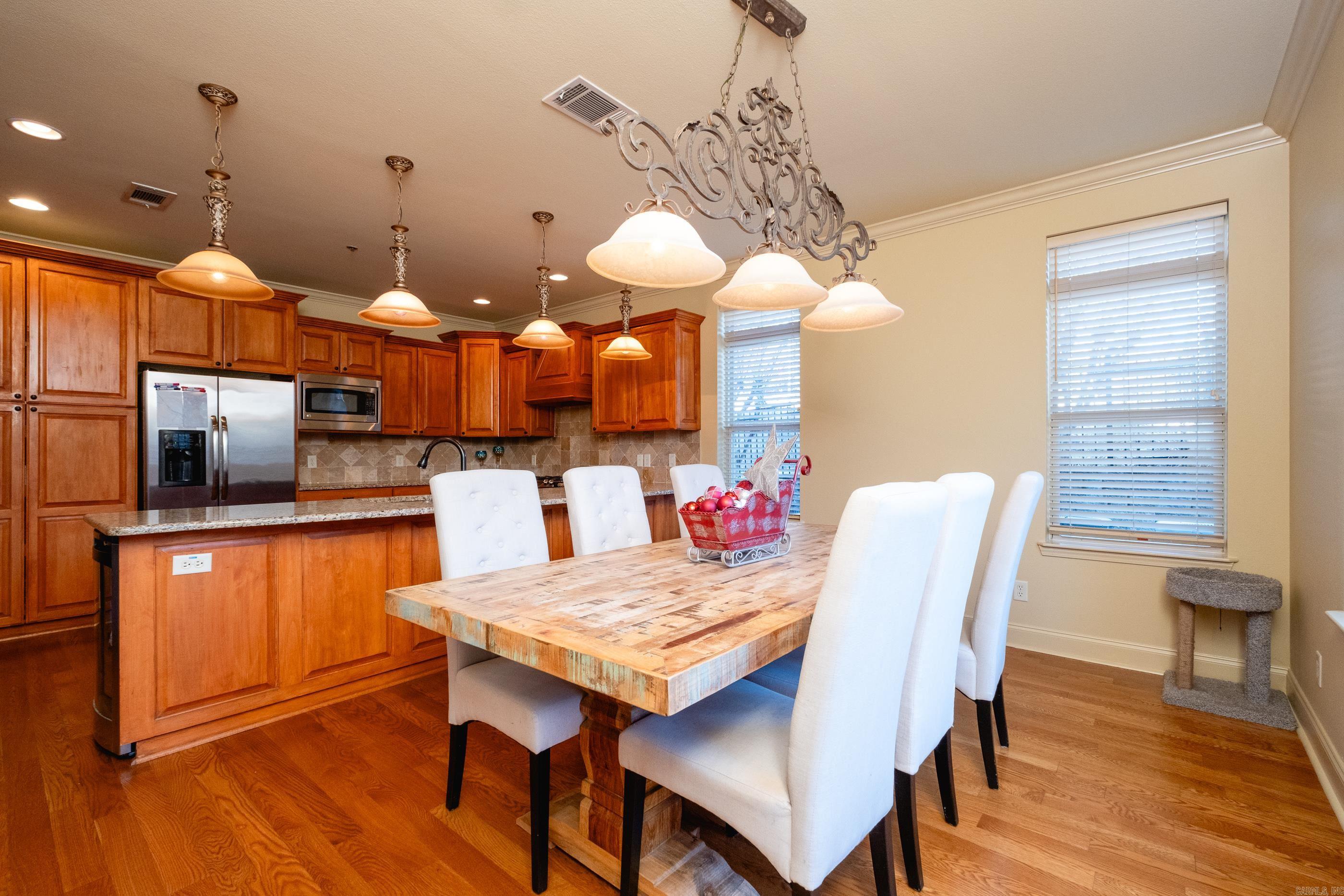 100 Vallon  Little Rock, AR