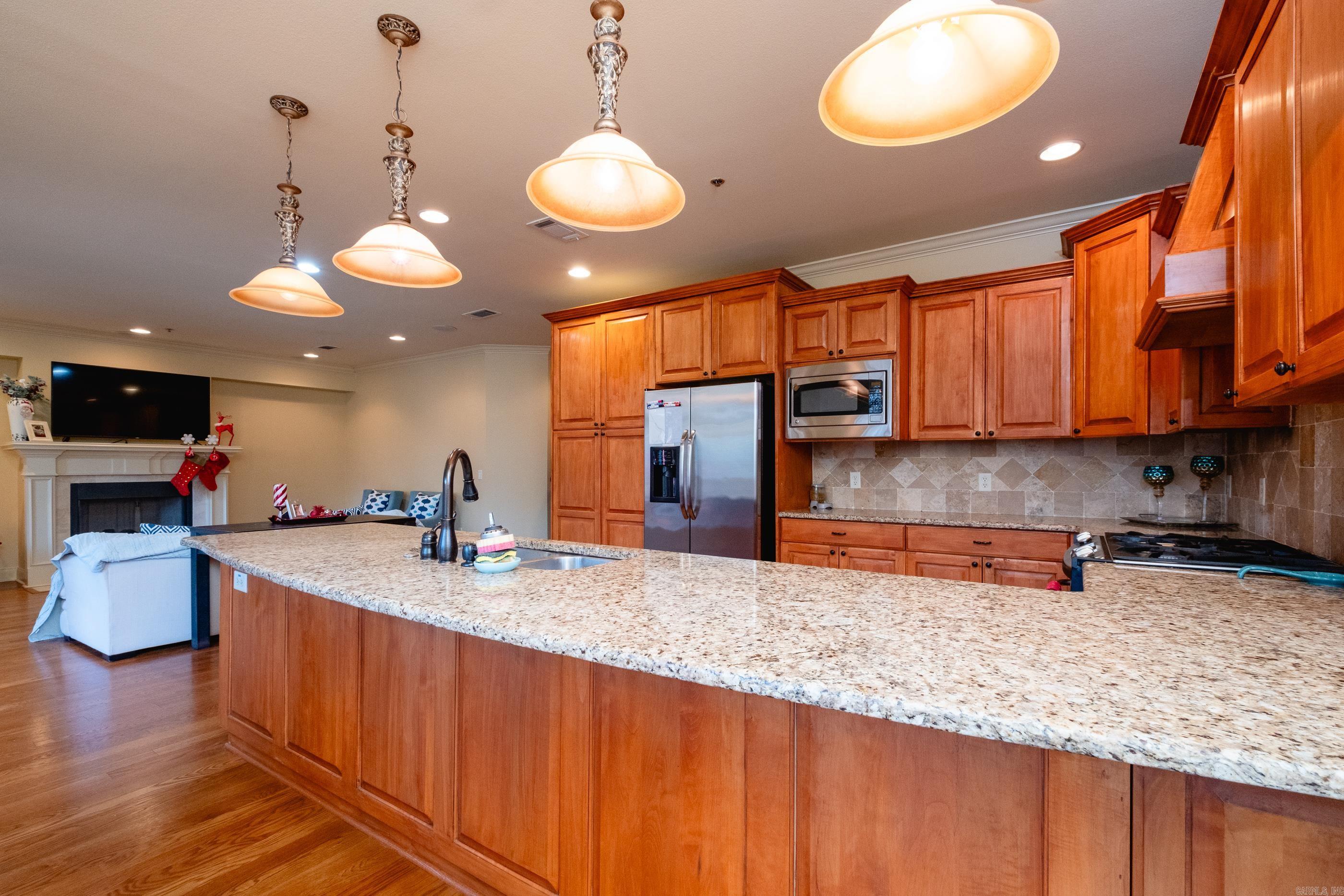 100 Vallon  Little Rock, AR