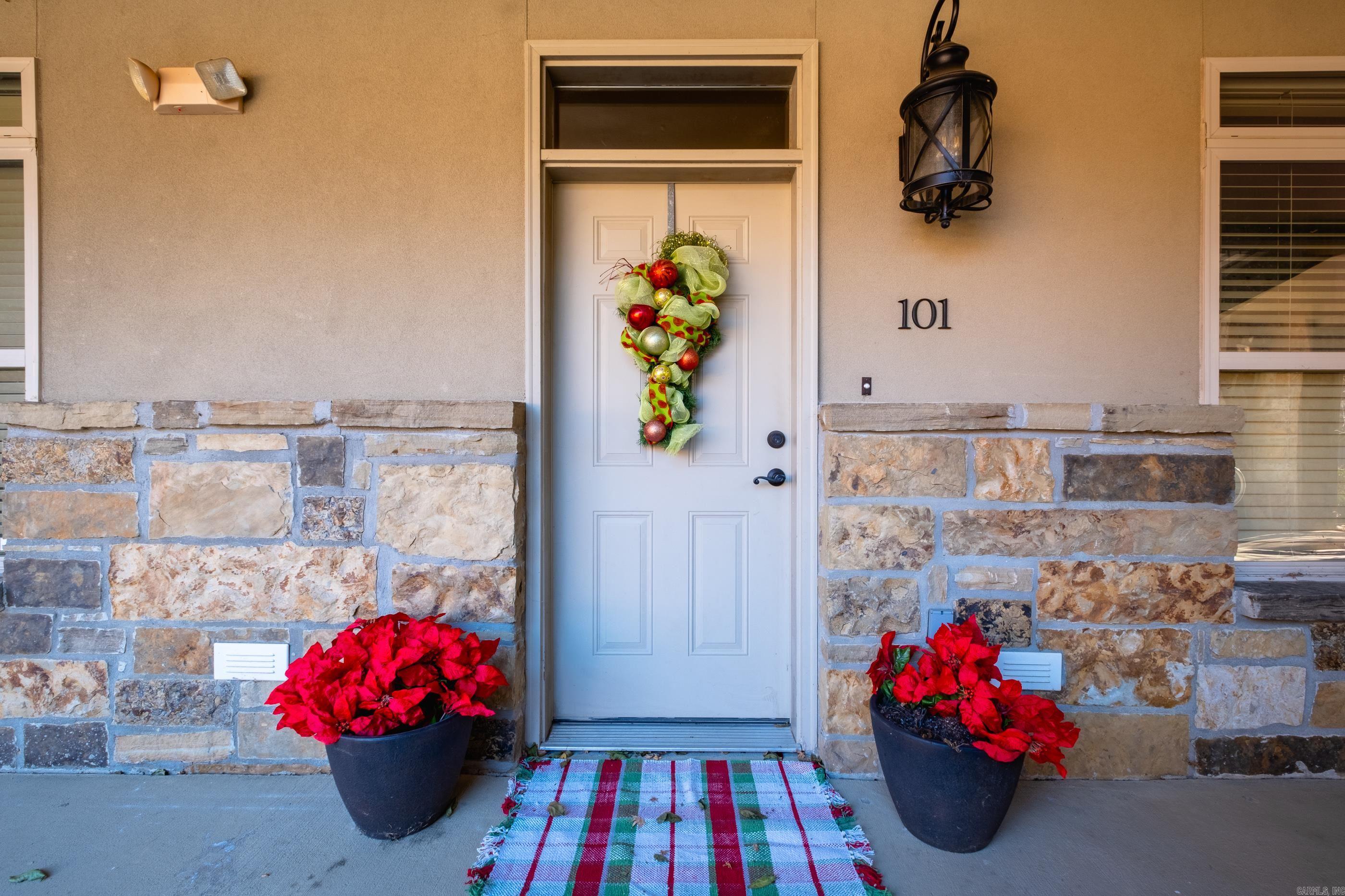 100 Vallon  Little Rock, AR