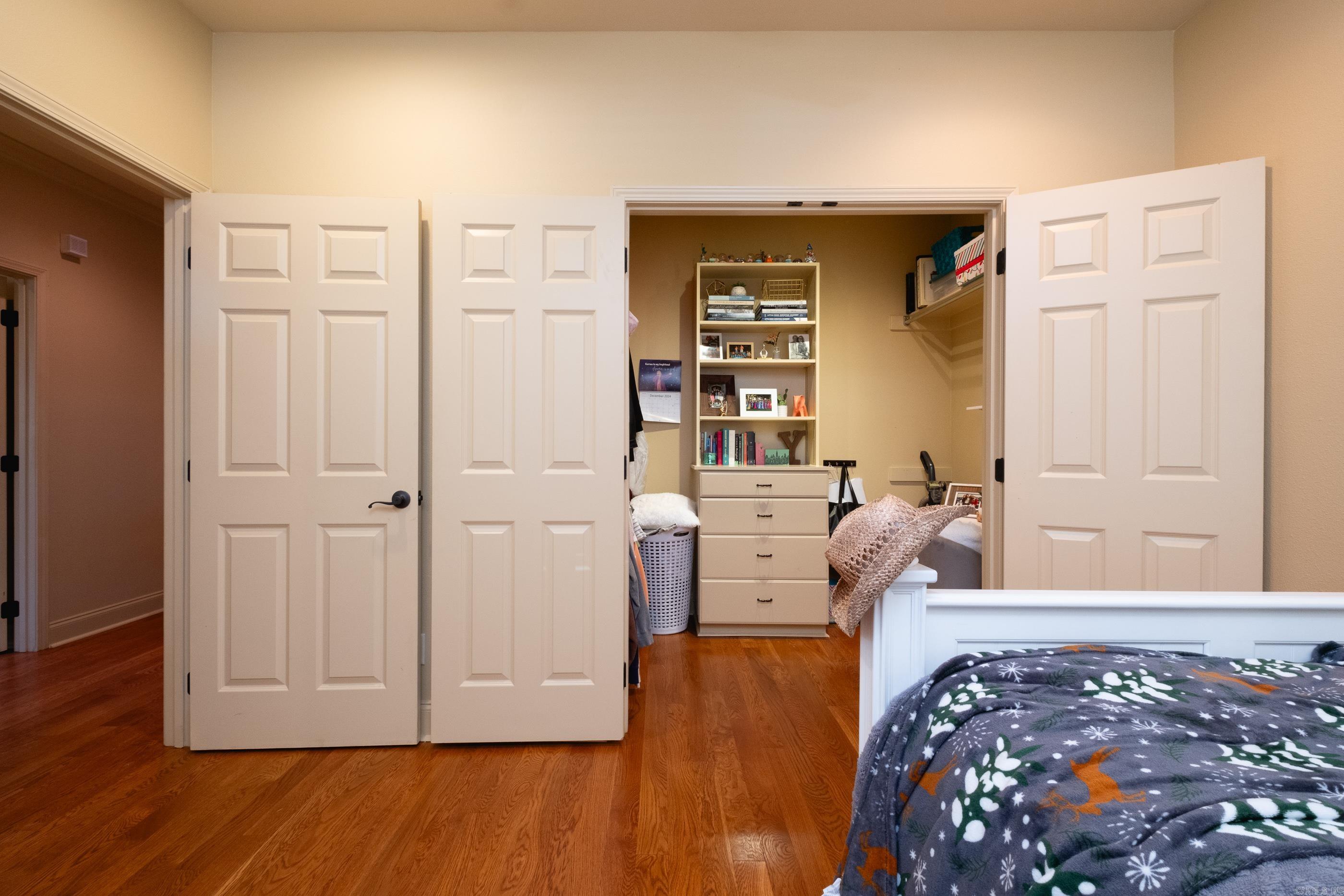 100 Vallon  Little Rock, AR