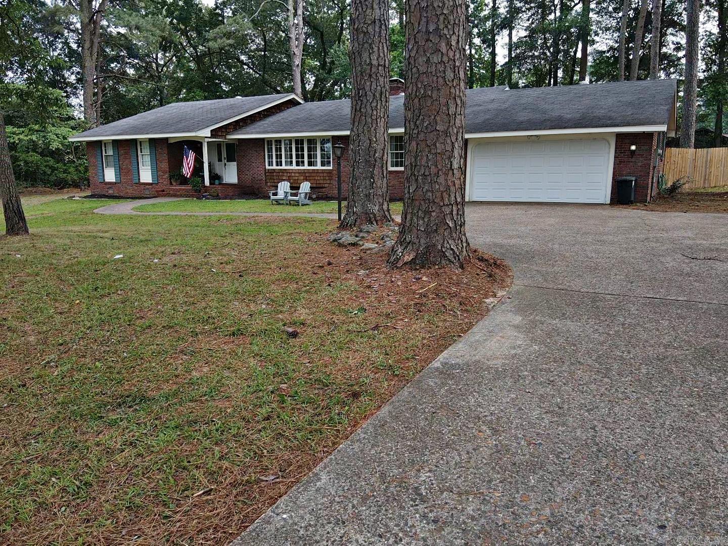 102 Mockingbird  Arkadelphia, AR