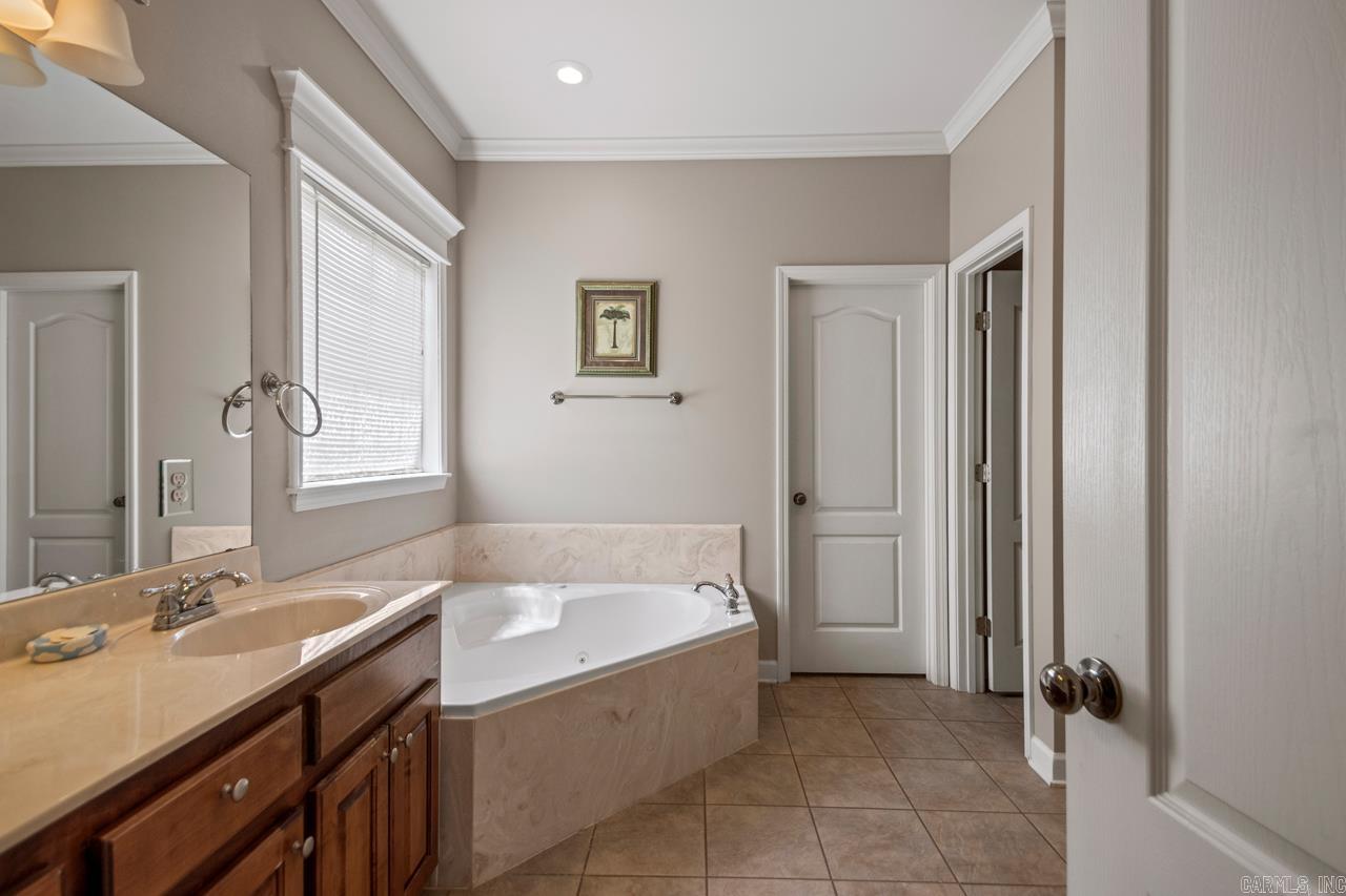 2984 Hazelwood  Benton, AR