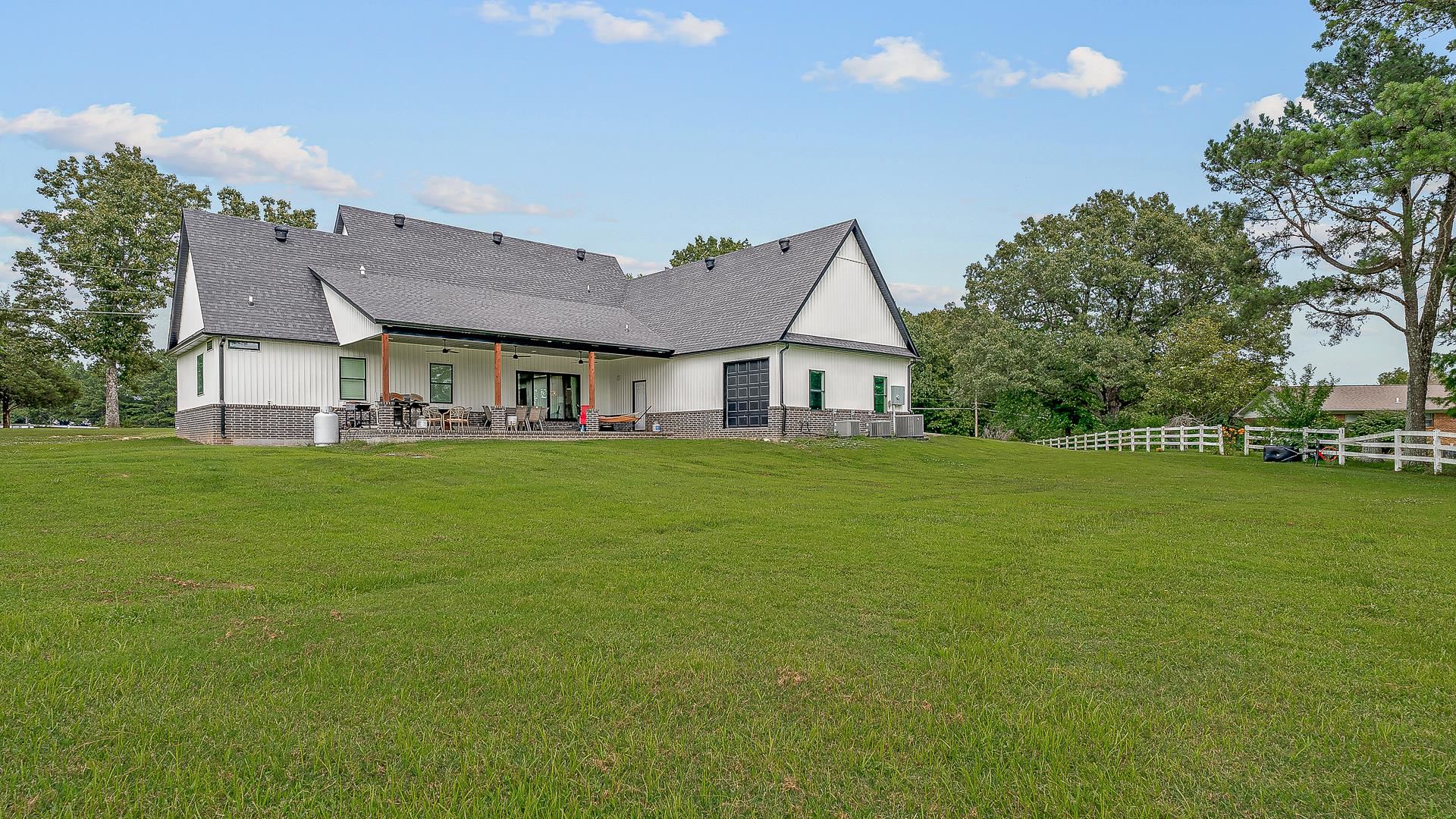 1309 CR 741 RD  Brookland, AR