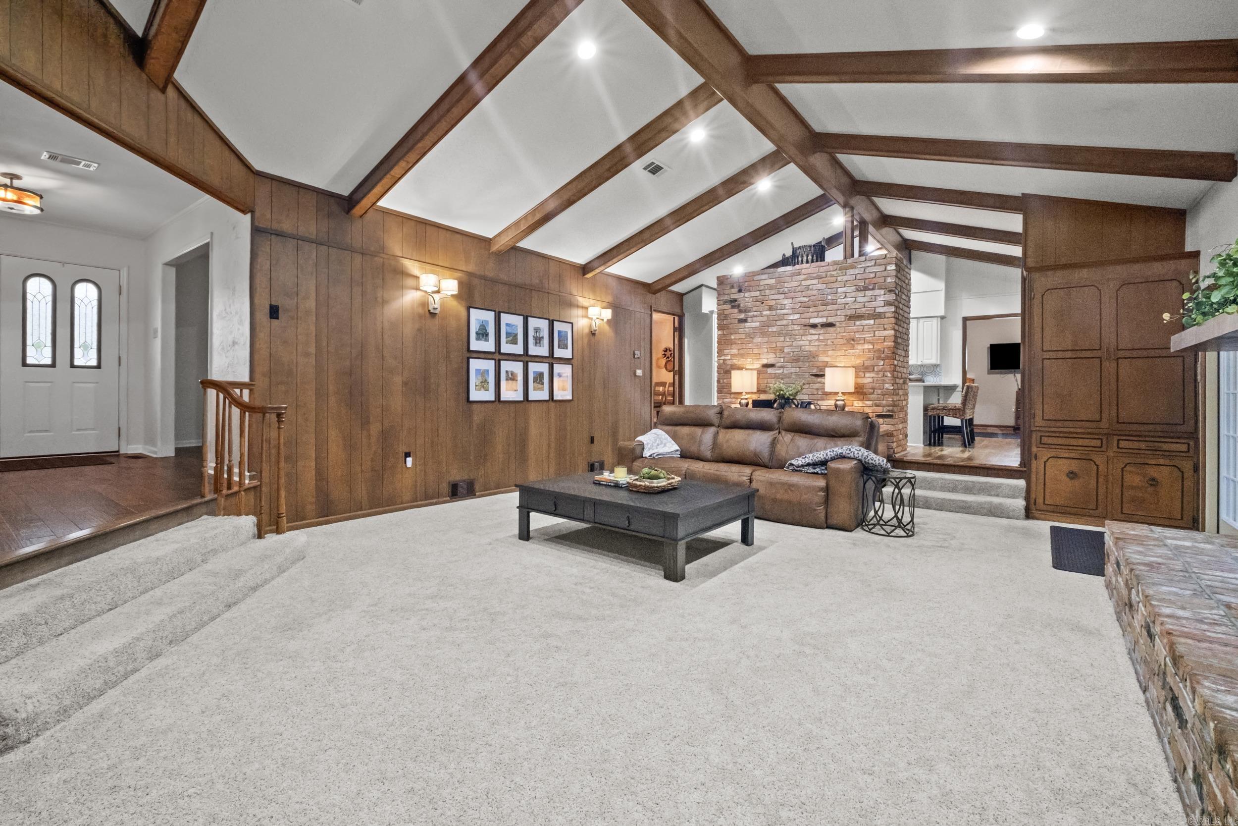 102 Red Fox  Jacksonville, AR