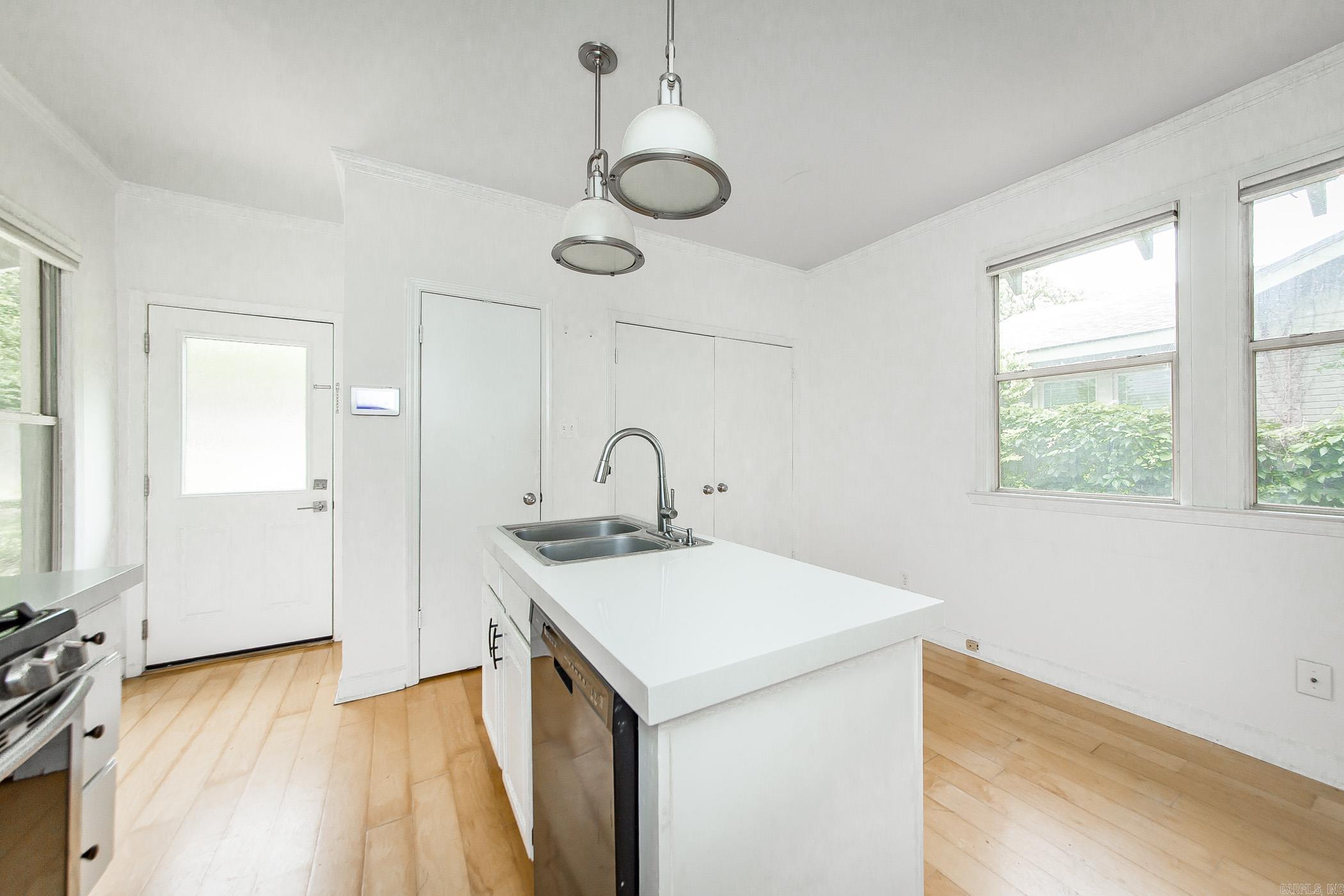 4106 C  Little Rock, AR