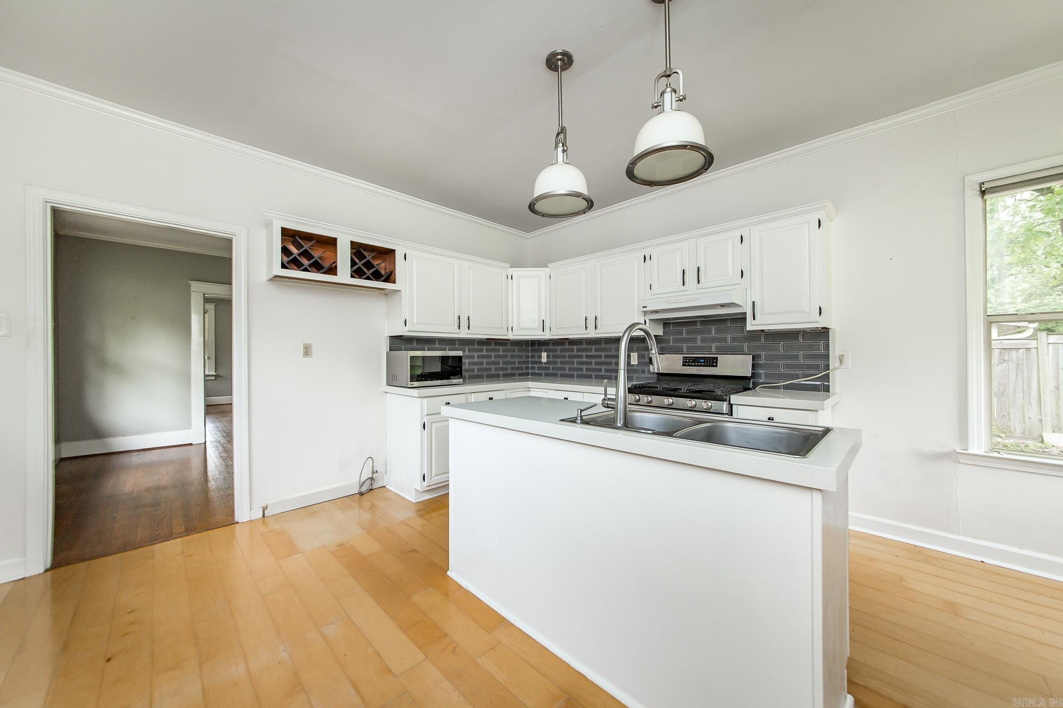 4106 C  Little Rock, AR