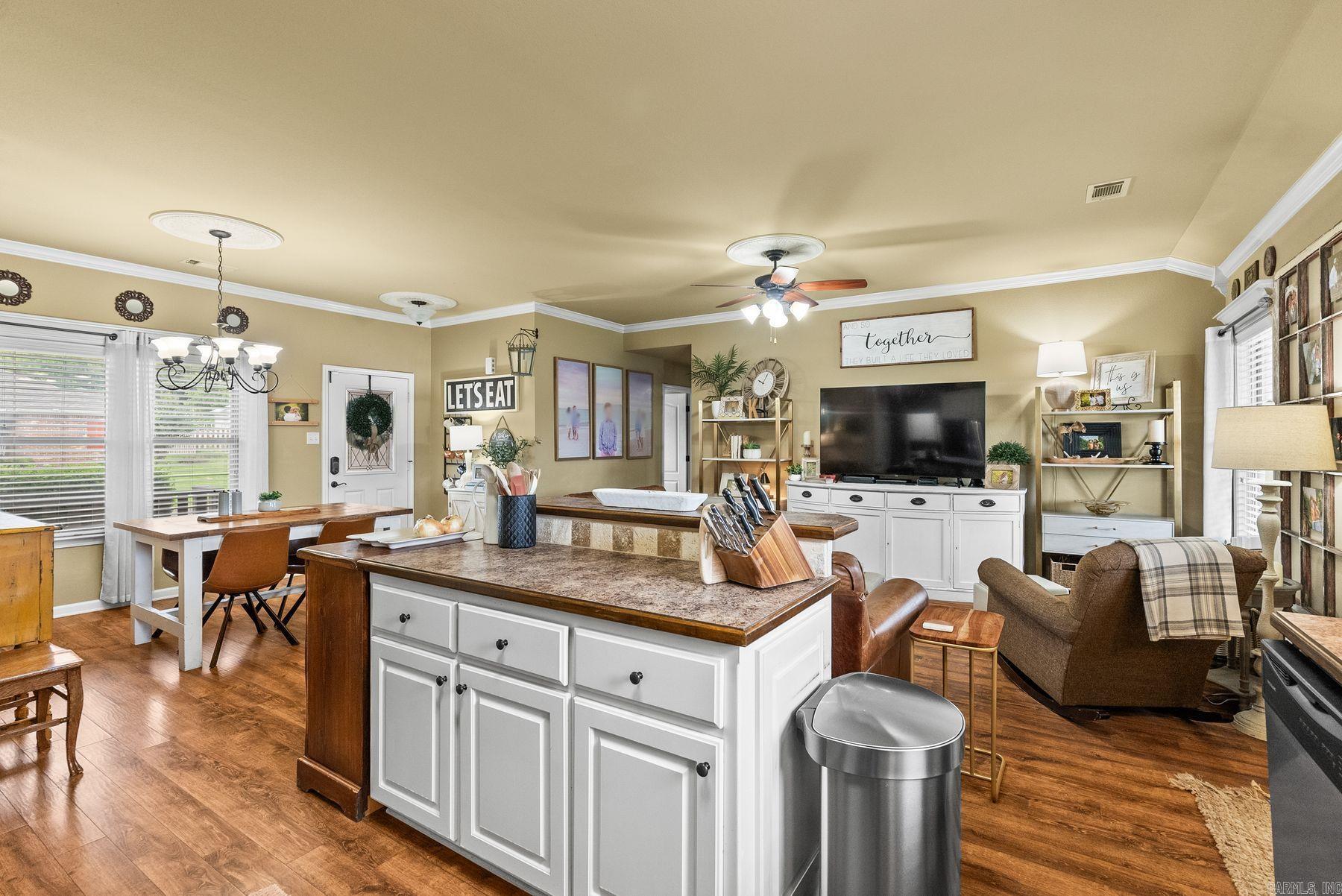27 Magnolia  Ward, AR