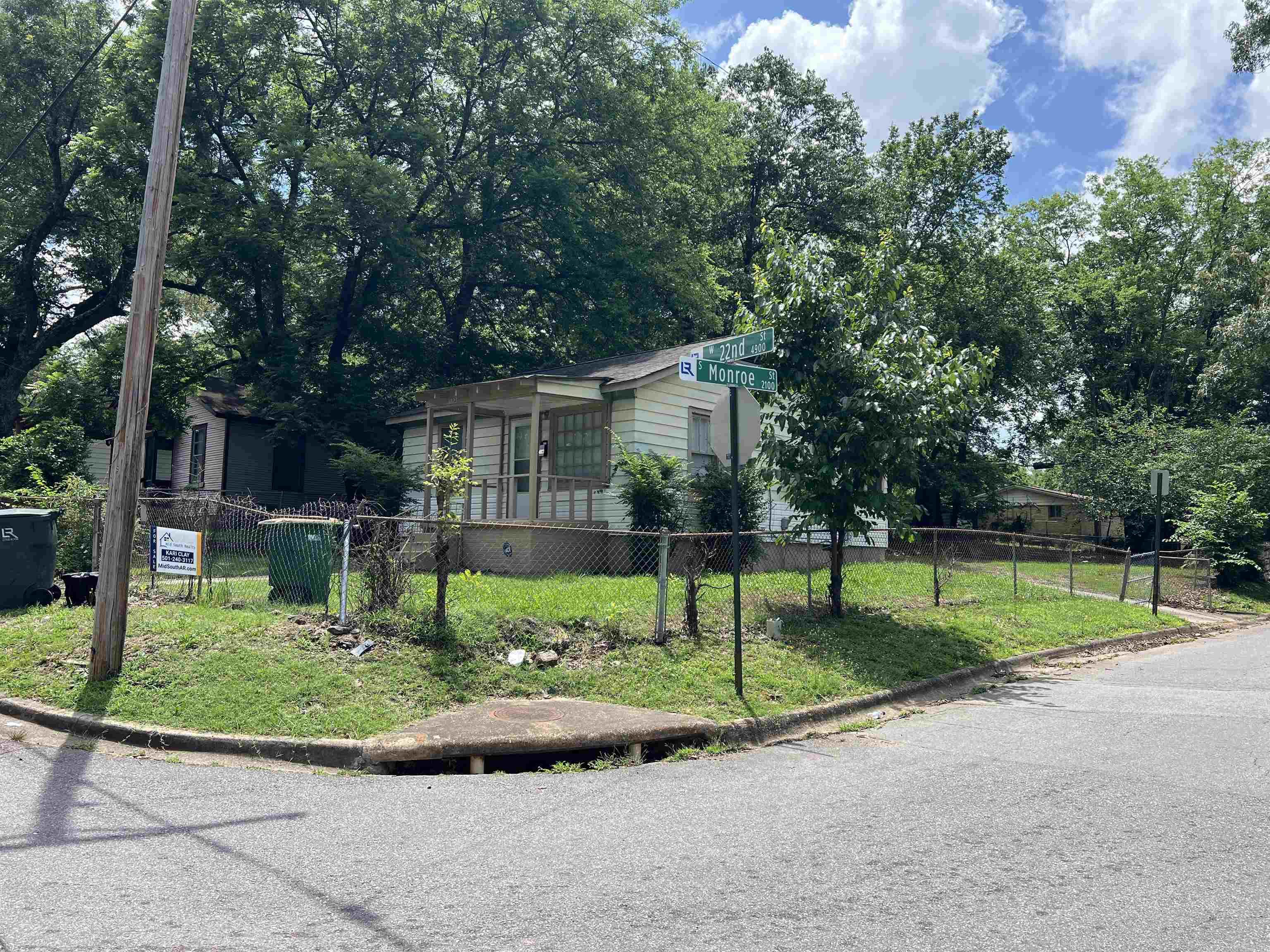 4823 W 22nd  Little Rock, AR