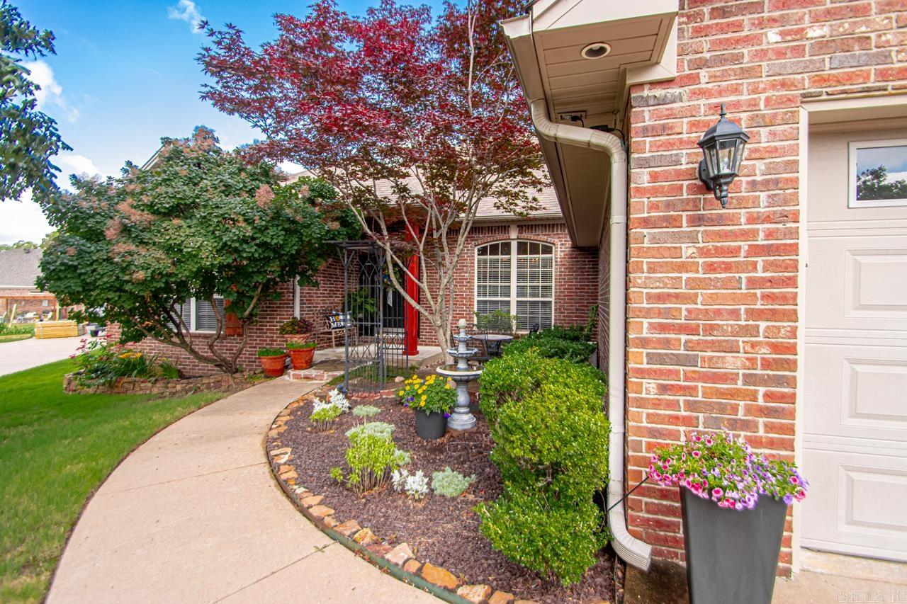 2600 River Eagle  Sherwood, AR