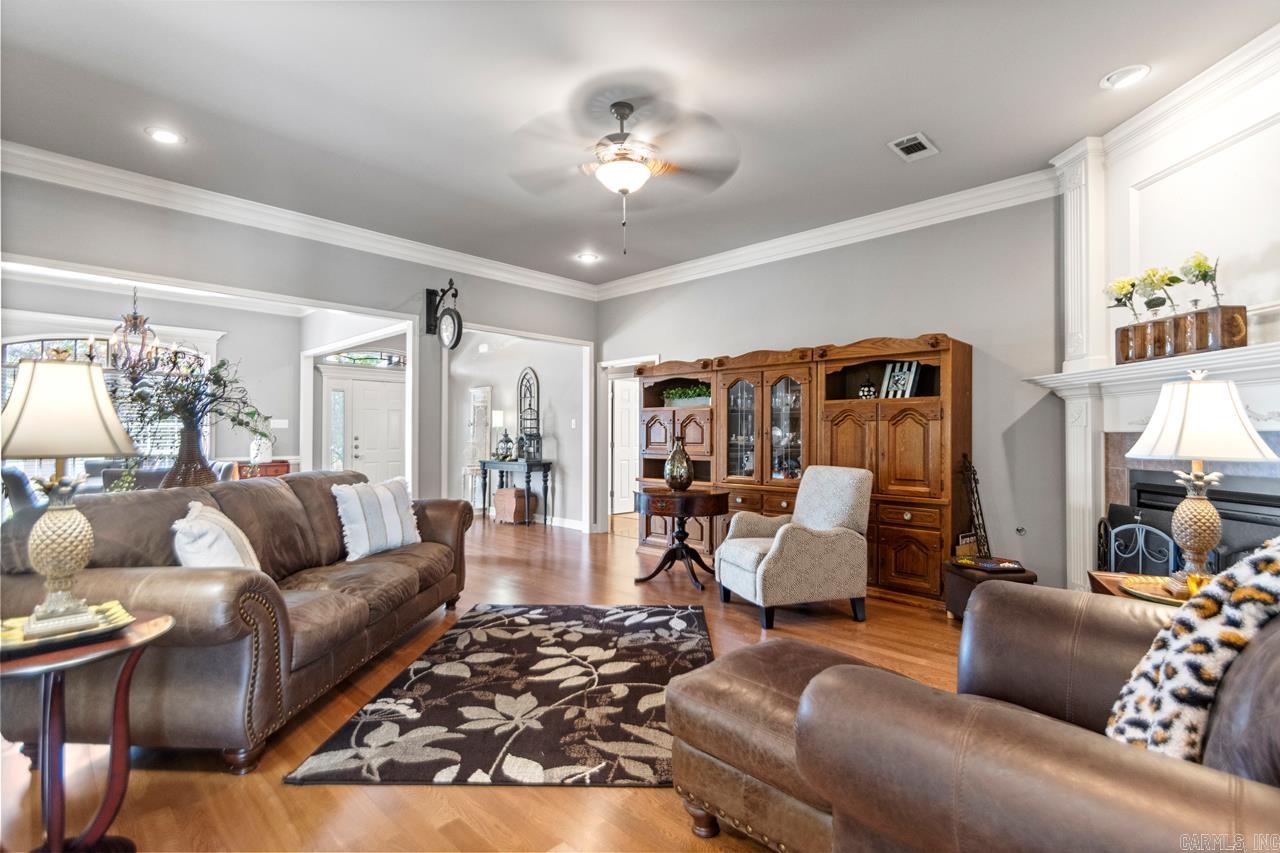 2600 River Eagle  Sherwood, AR