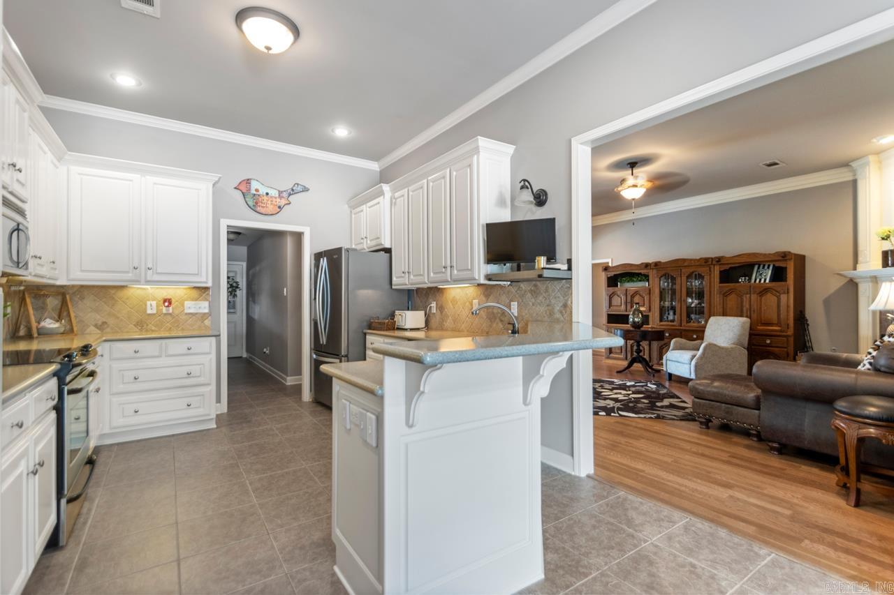 2600 River Eagle  Sherwood, AR