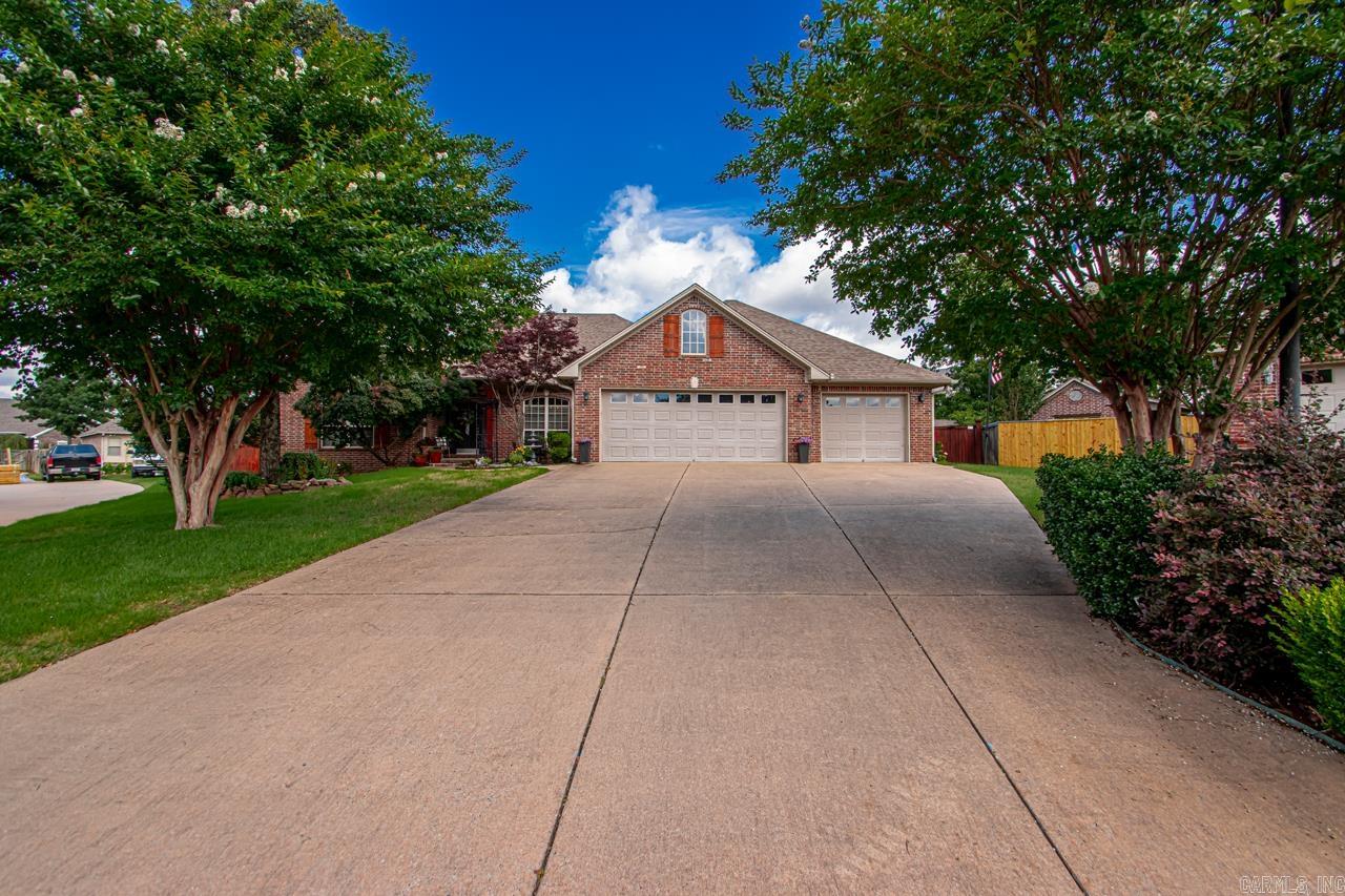2600 River Eagle  Sherwood, AR