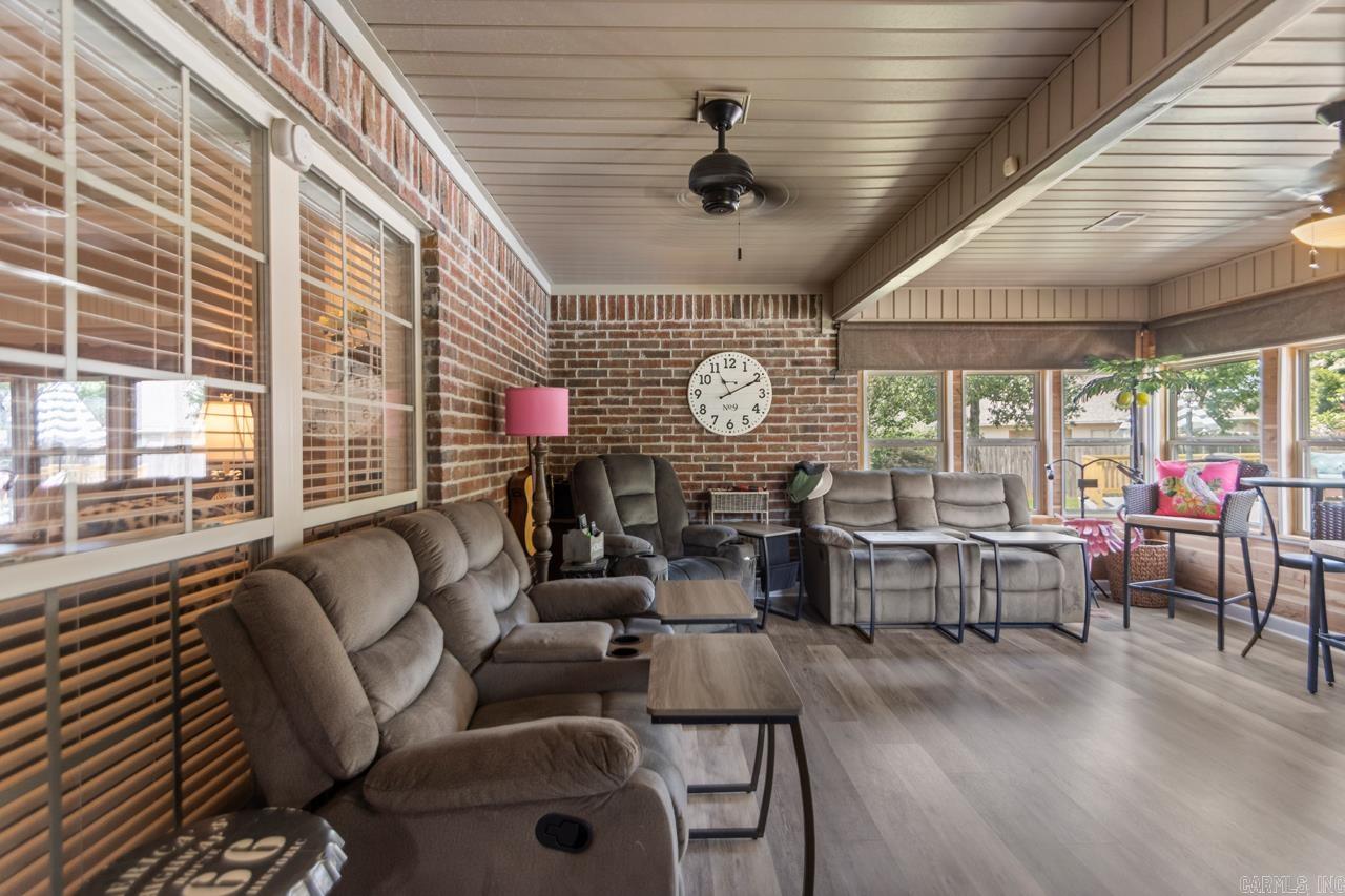 2600 River Eagle  Sherwood, AR