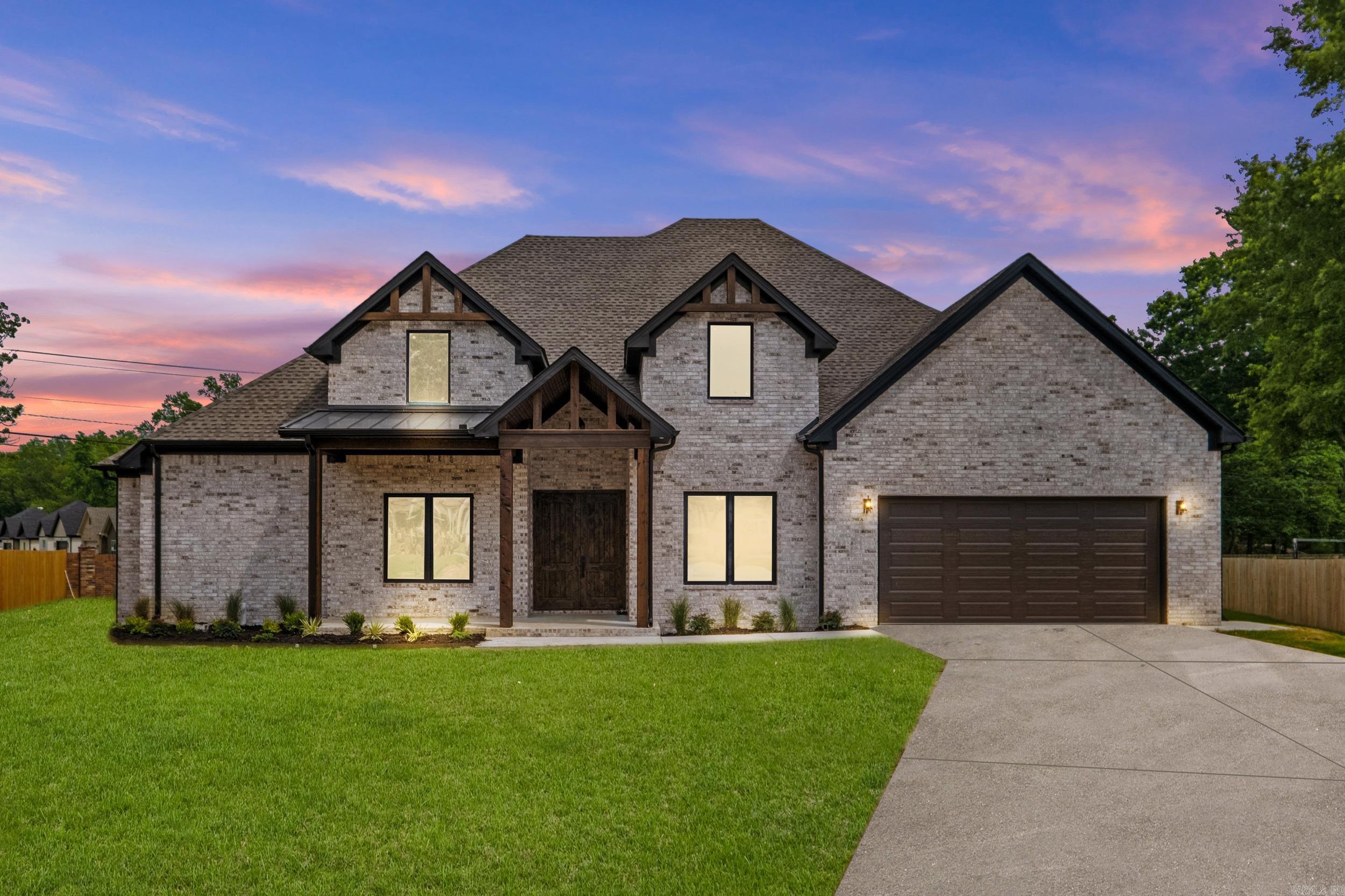 1500 Haley  Conway, AR