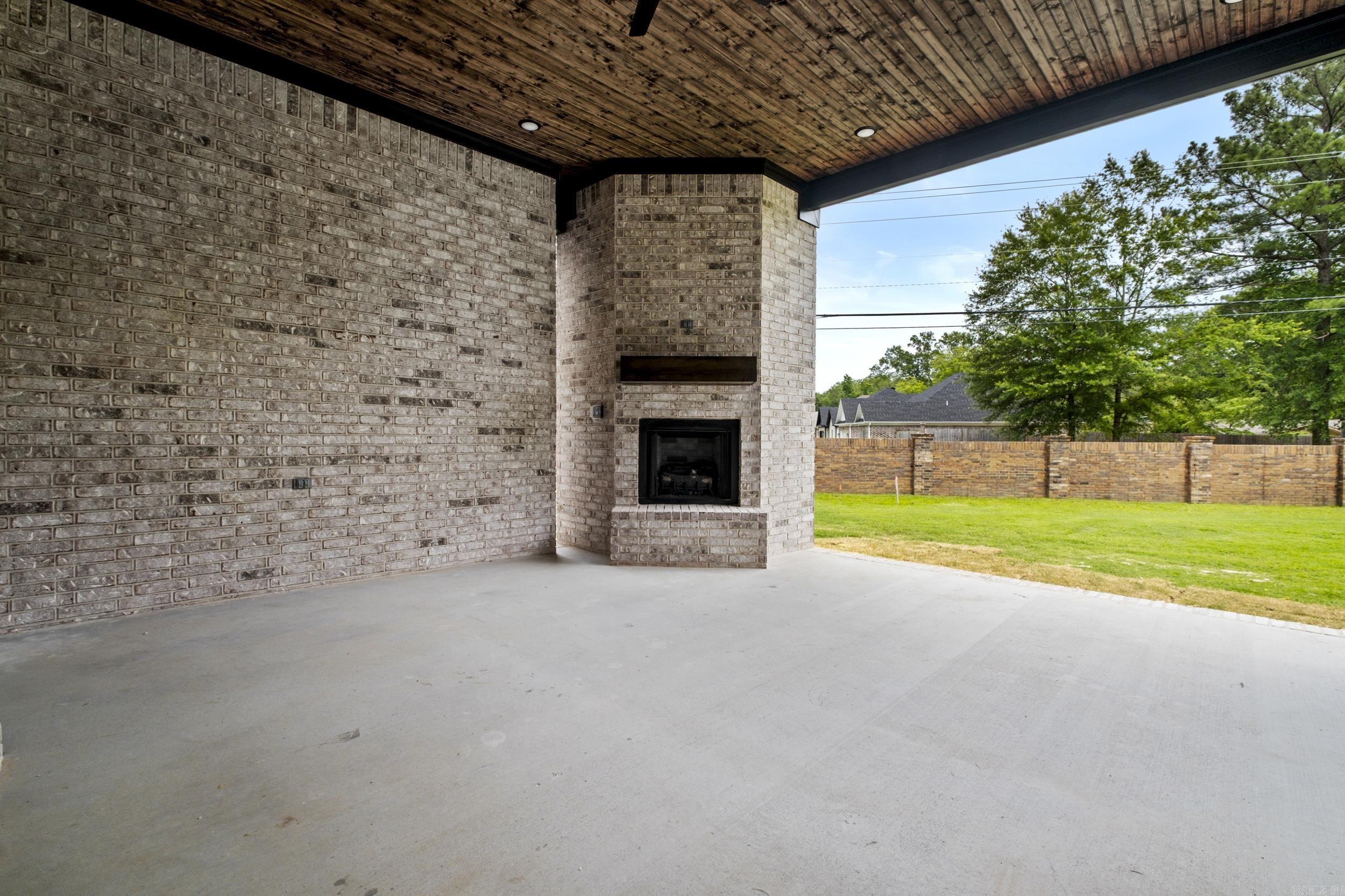 1500 Haley  Conway, AR