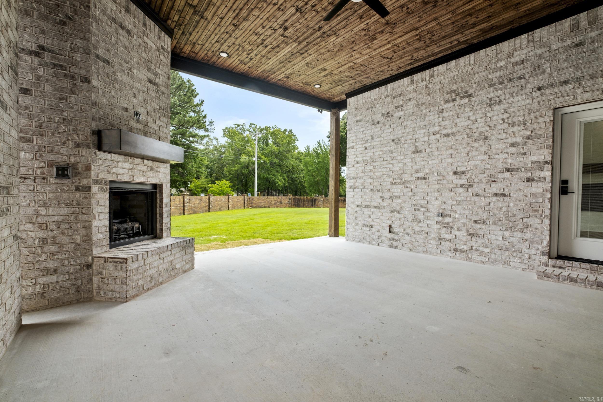 1500 Haley  Conway, AR