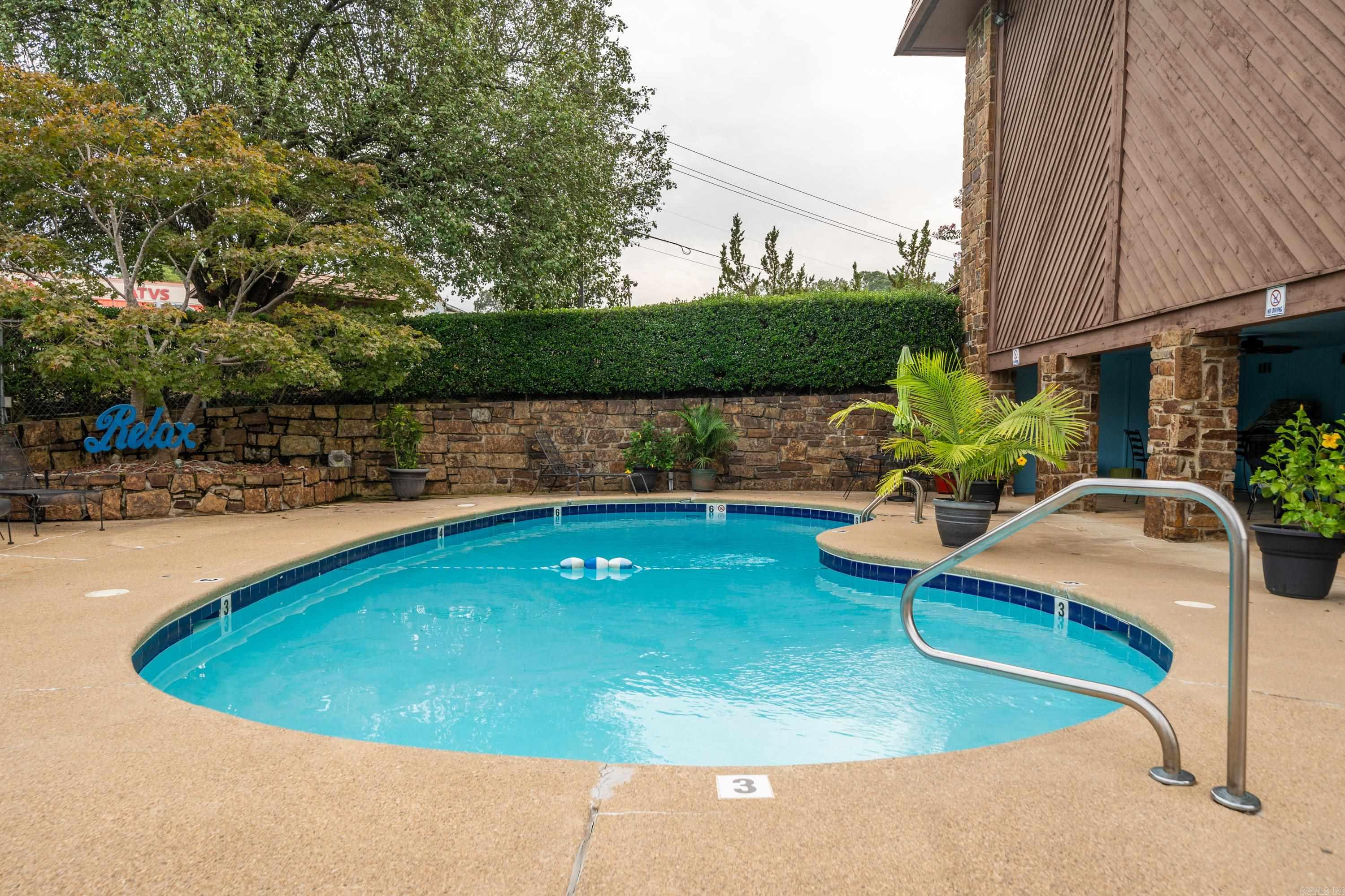 1412 AIRPORT RD  Hot Springs, AR