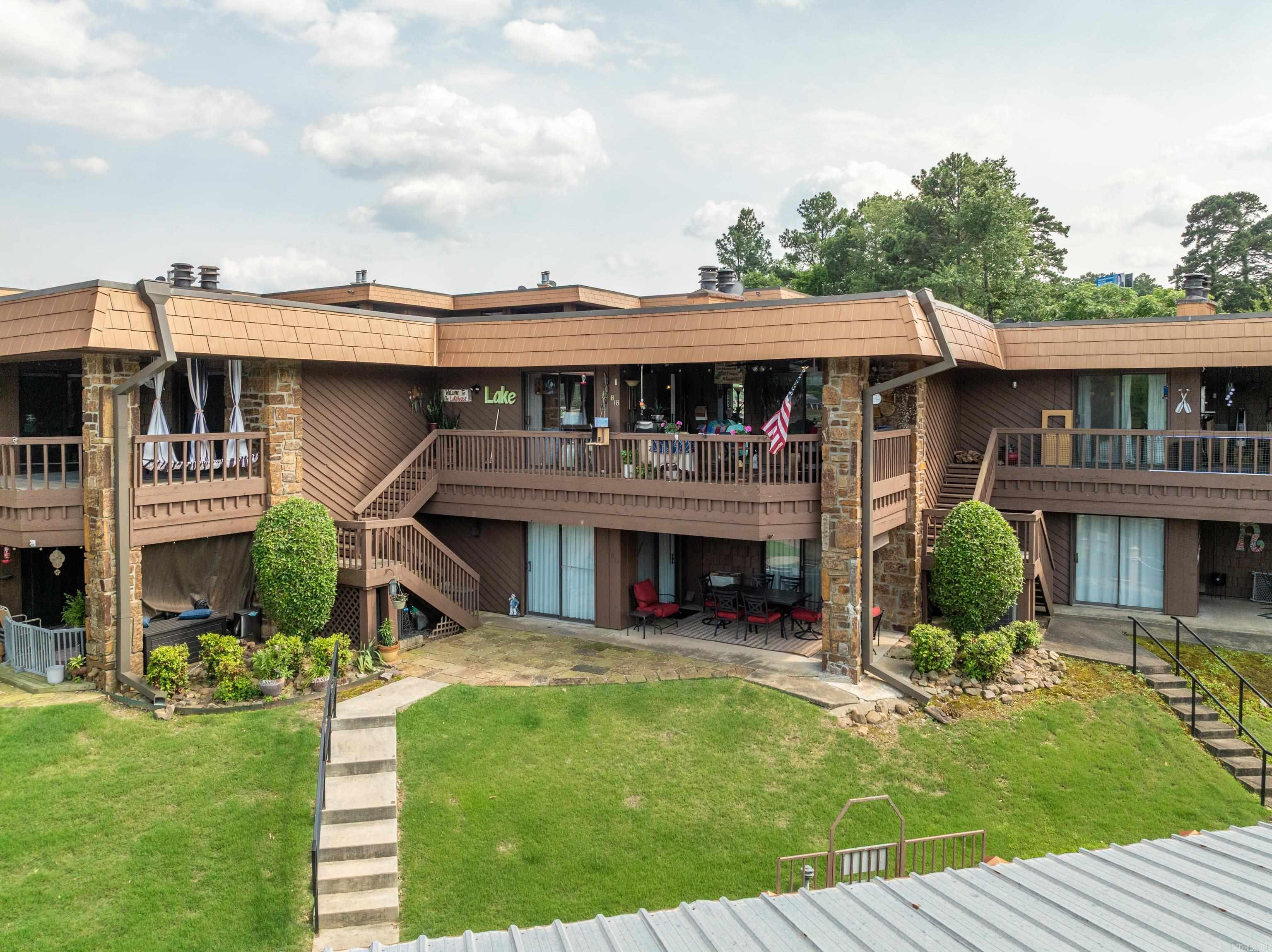 1412 AIRPORT RD  Hot Springs, AR