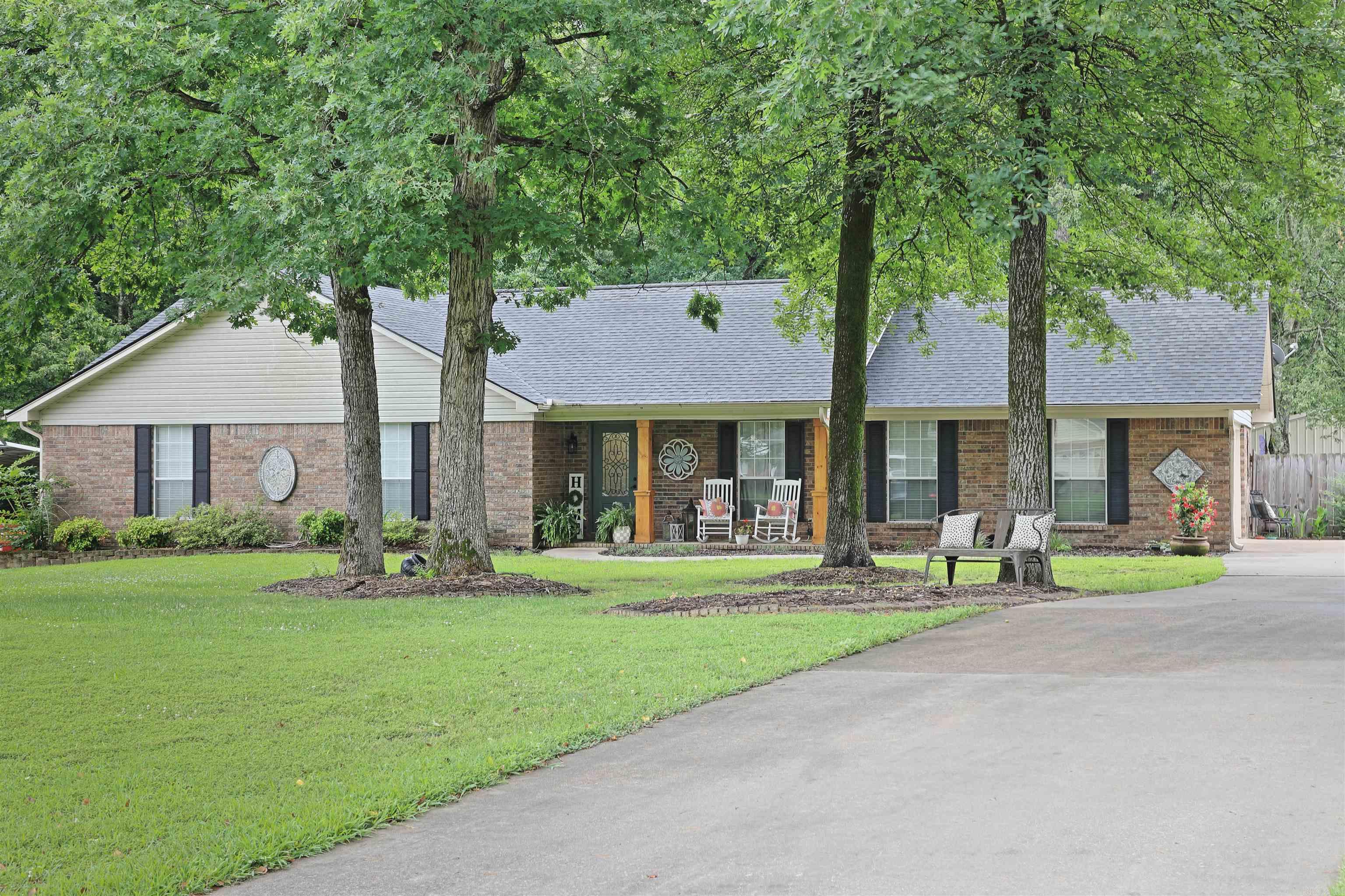 329 Regal Oaks  White Hall, AR
