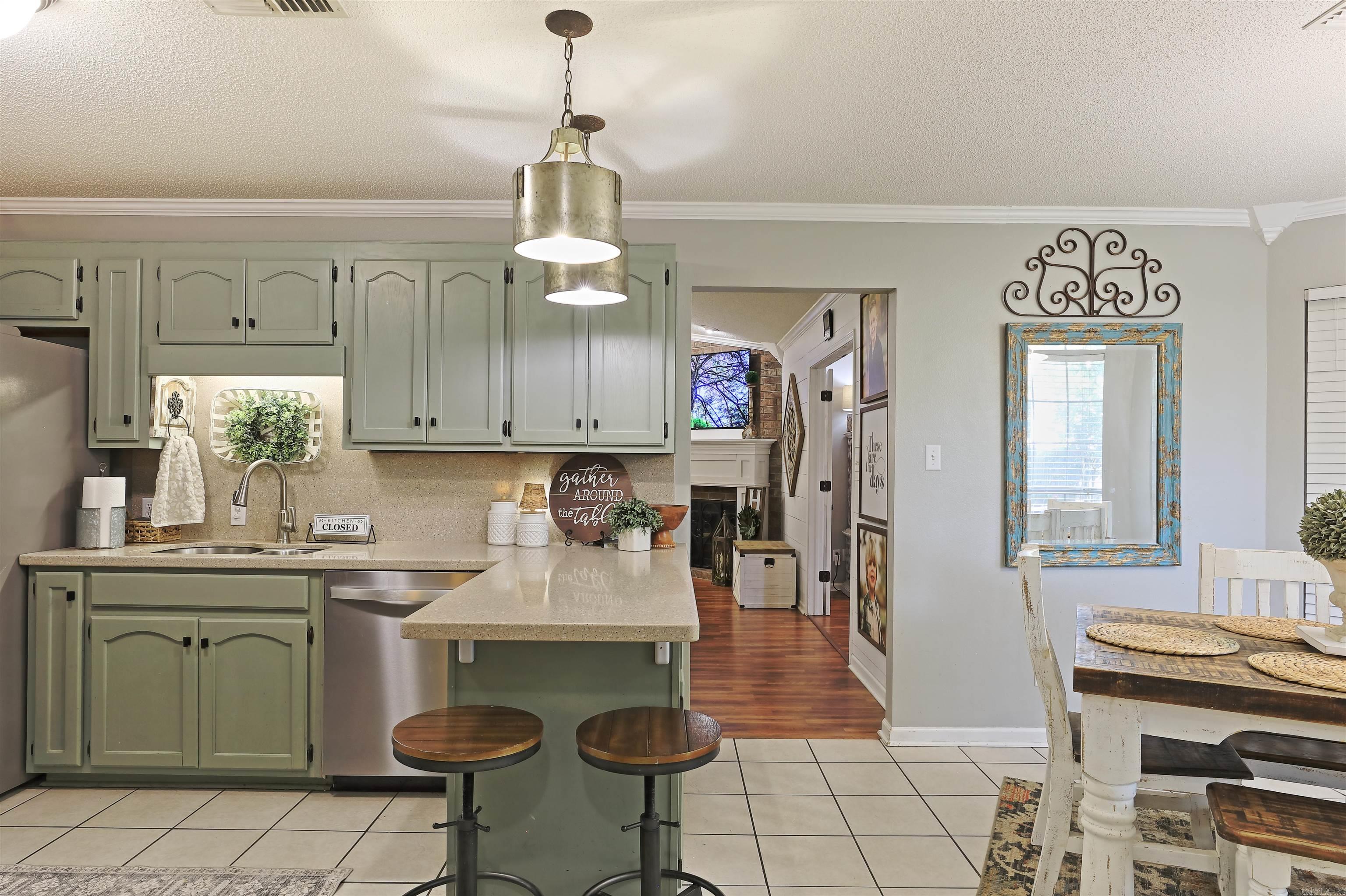 329 Regal Oaks  White Hall, AR