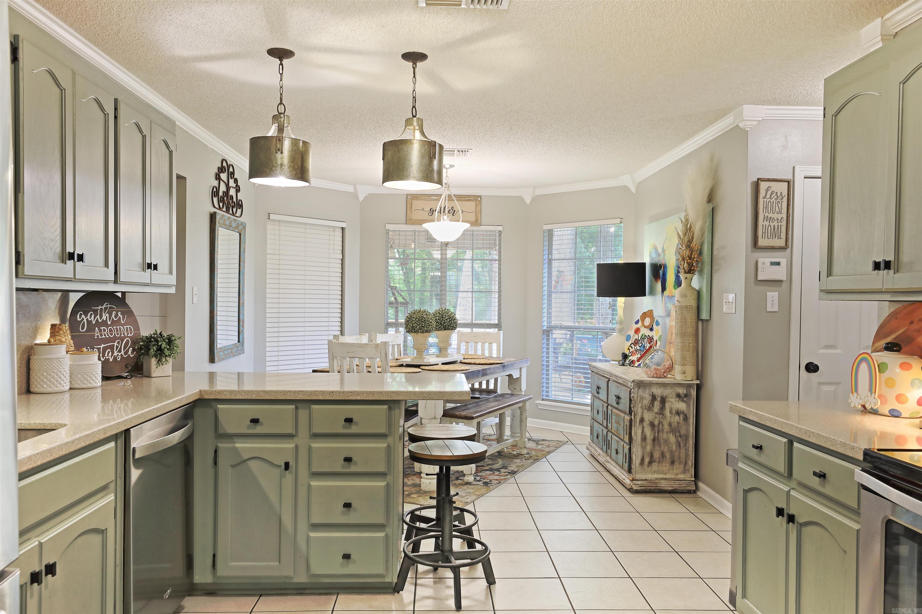 329 Regal Oaks  White Hall, AR