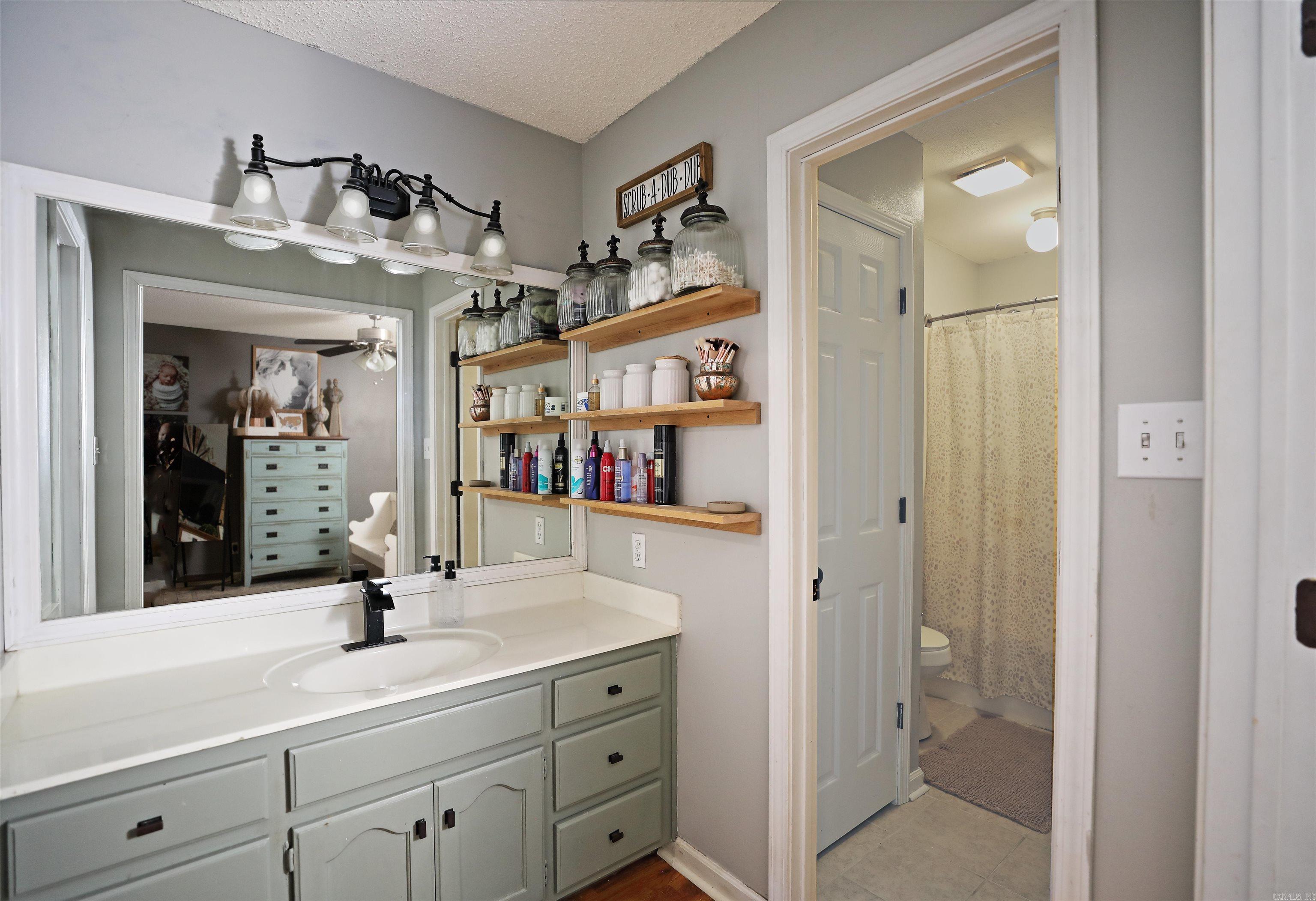 329 Regal Oaks  White Hall, AR