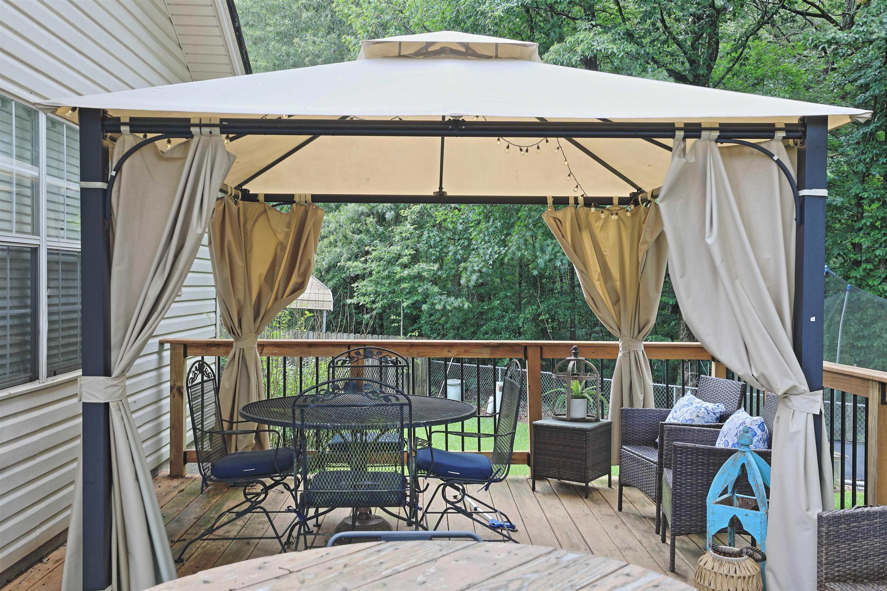 329 Regal Oaks  White Hall, AR