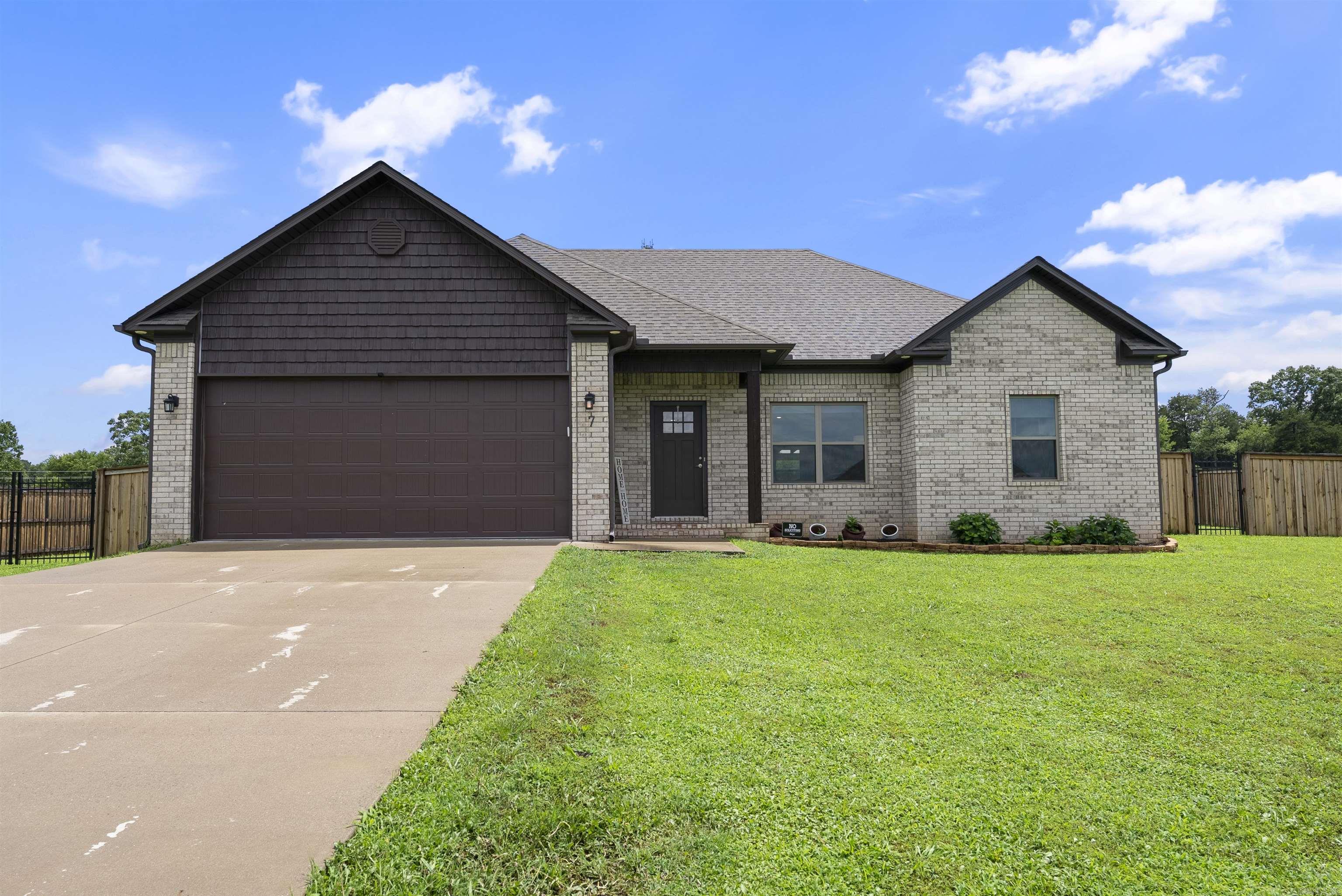 7 Edward  Greenbrier, AR
