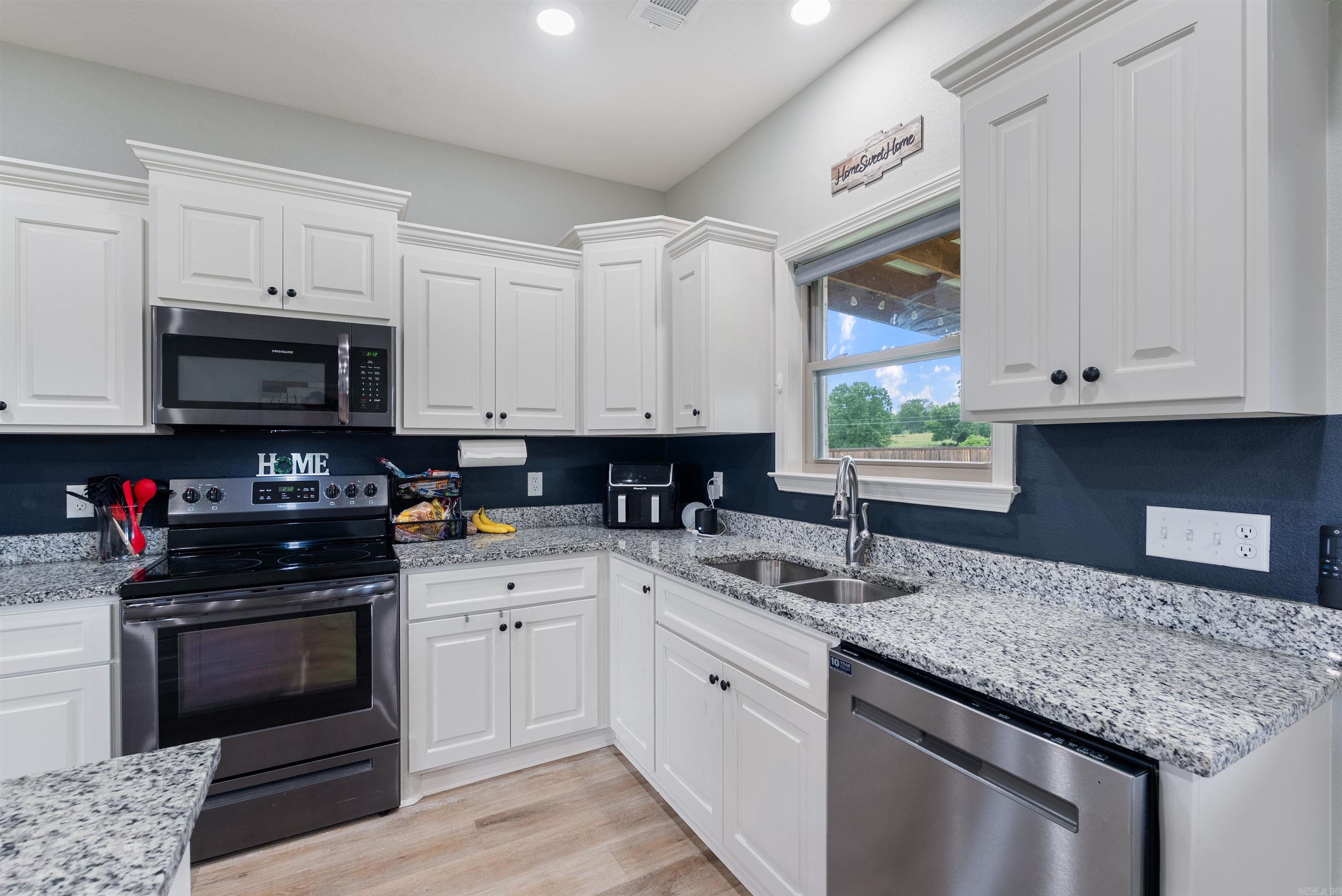 7 Edward  Greenbrier, AR